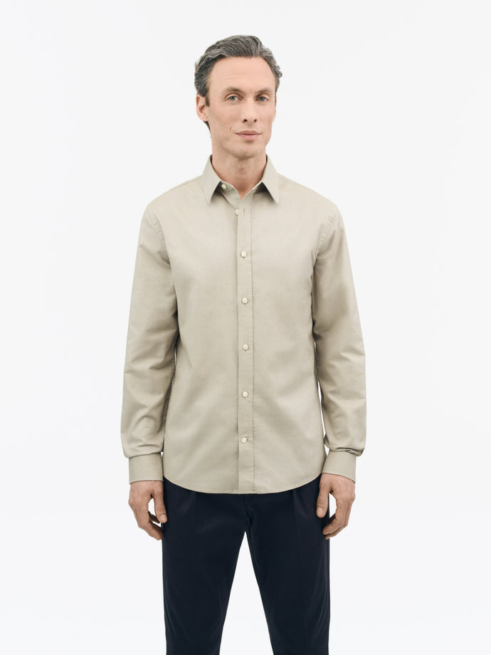 TIGER OF SWEDEN side view of curved hem Spenser shirt in Vintage Beige from eightywingold