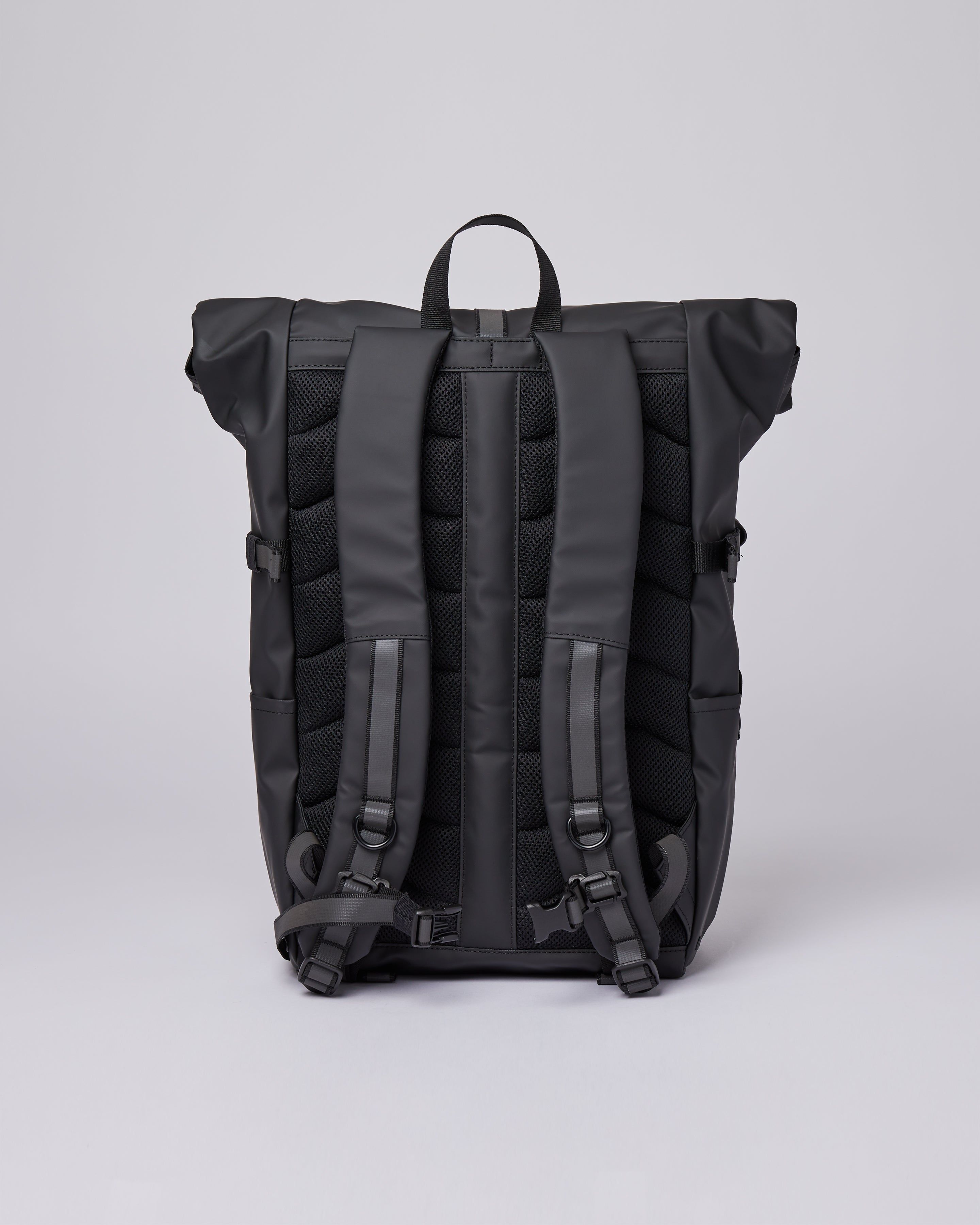 Sandqvist Ruben 2.0 Backpack in Black SQA1609 | Shop from eightywingold an official brand partner for Sandqvist Canada and US.