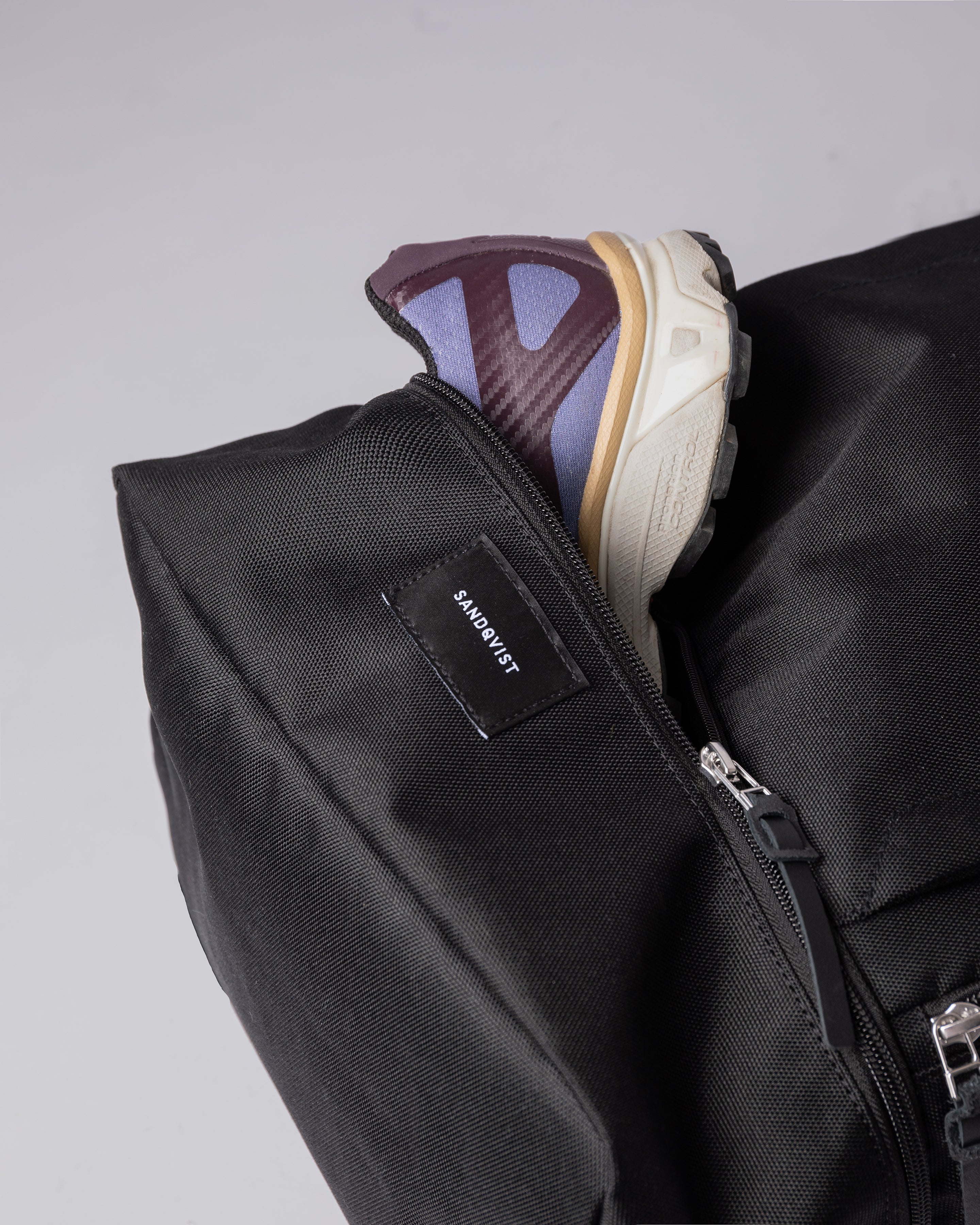 Sandqvist Alde Backpack in Black SQA2179 | Shop from eightywingold an official brand partner for Sandqvist Canada and US.