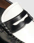 GH BASS Whitney Super Lug Weejuns Loafer in Black and White BAX1W010 | Shop from eightywingold an official brand partner for GH Bass Canada and US.