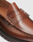 GH BASS Larson Lug Weejuns Loafer in Whiskey BAZ1W007 | Shop from eightywingold an official brand partner for GH Bass Canada and US.
