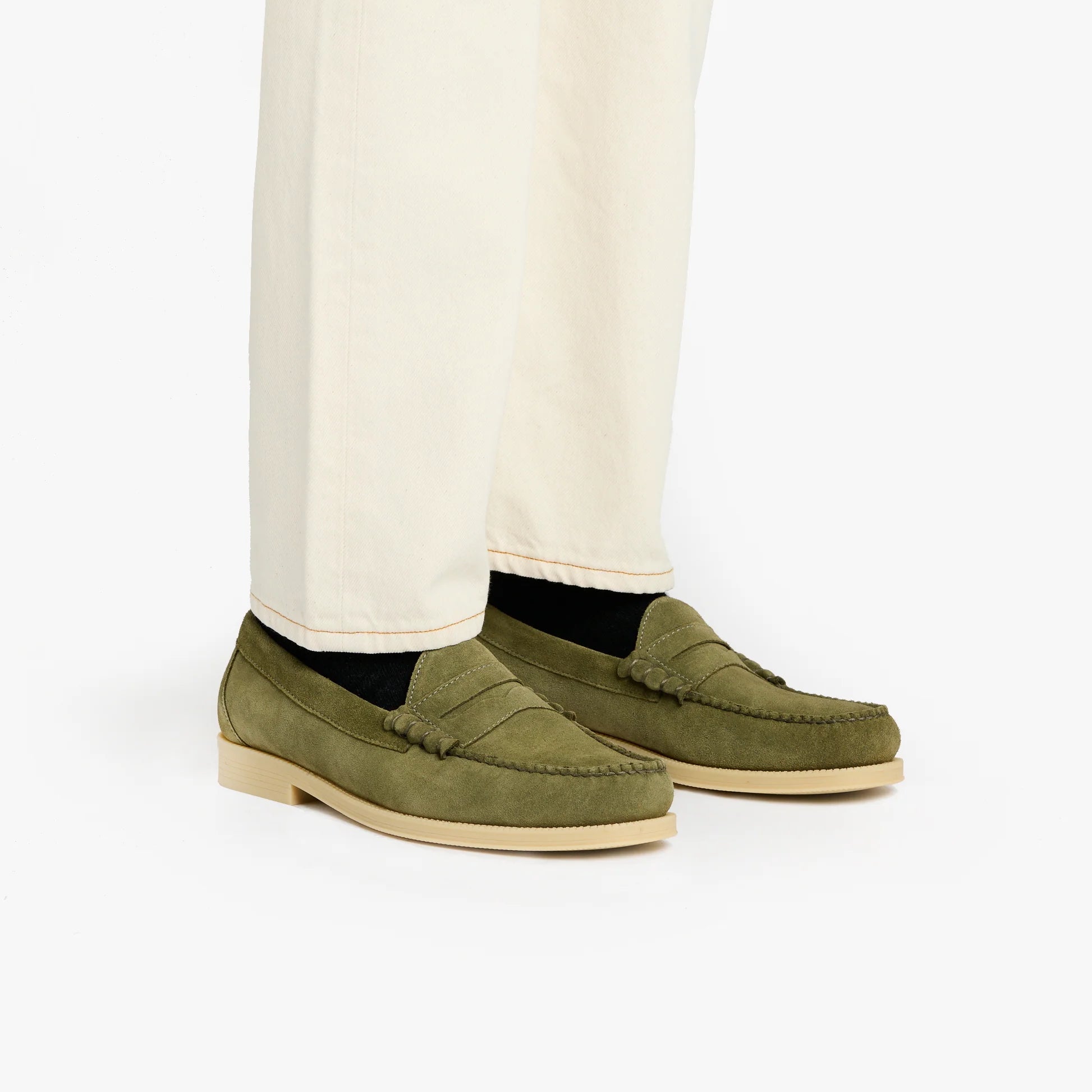 GH BASS Easy Weejuns Larson Loafer in Light Olive BAZ5W551 | Shop from eightywingold an official brand partner for GH Bass Canada and US.