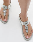 FitFlop IBO 011 Silver sandals for women featuring Microwobbleboard midsoles, leather straps, and decorative marbled hoops – ideal for everyday wear in Canada.
