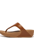 FITFLOP Lulu Leather Toe Post in Light Tan I88 | Shop from eightywingold an official brand partner for Fitflop Canada and US.