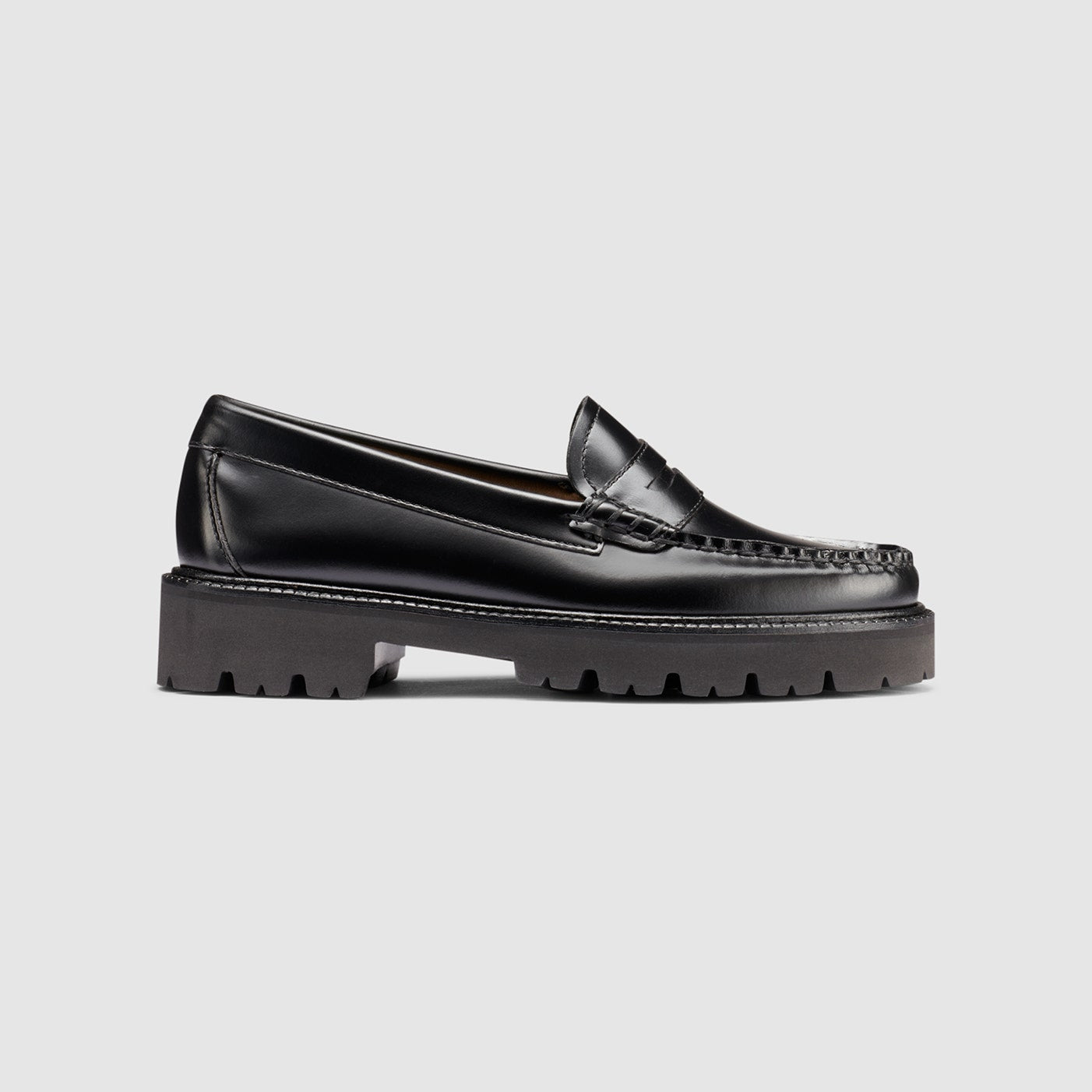 Whitney Super Lug Weejuns Loafer in Black