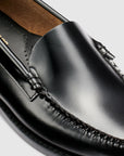 GH BASS Whitney Venetian Weejuns Loafer in Black BAX4W959 | Shop from eightywingold an official brand partner for GH Bass Canada and US.