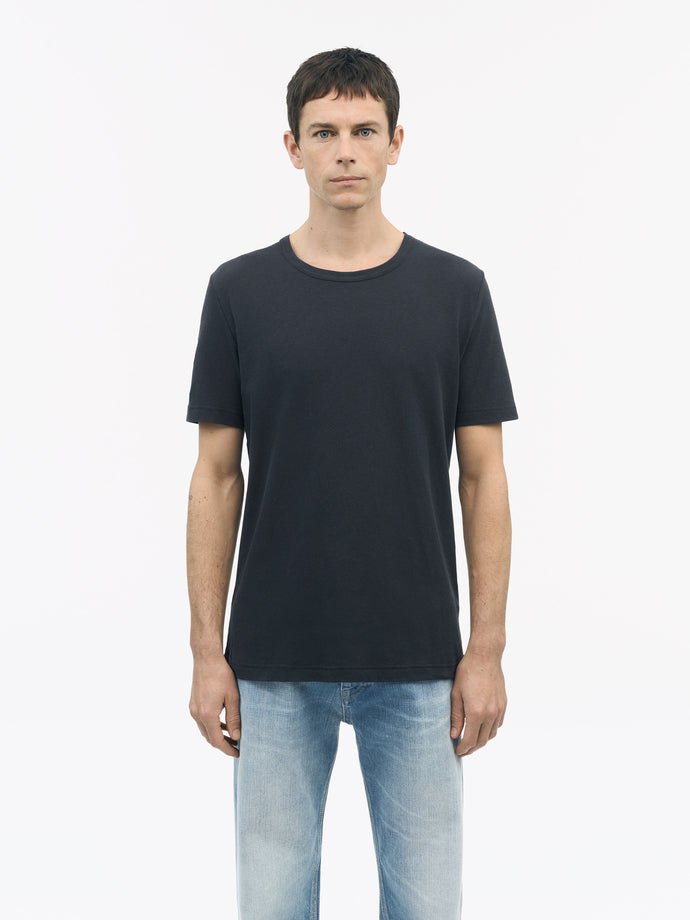 TIGER OF SWEDEN Light Ink Olaf L t-shirt in cotton linen blend with crew neck from eightywingold