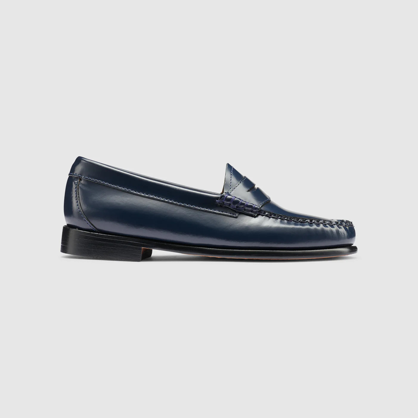 G.H. Bass Whitney Weejuns Loafer in Navy BAX1W001 | Shop from eightywingold an official brand partner for G.H. Bass Canada and US.