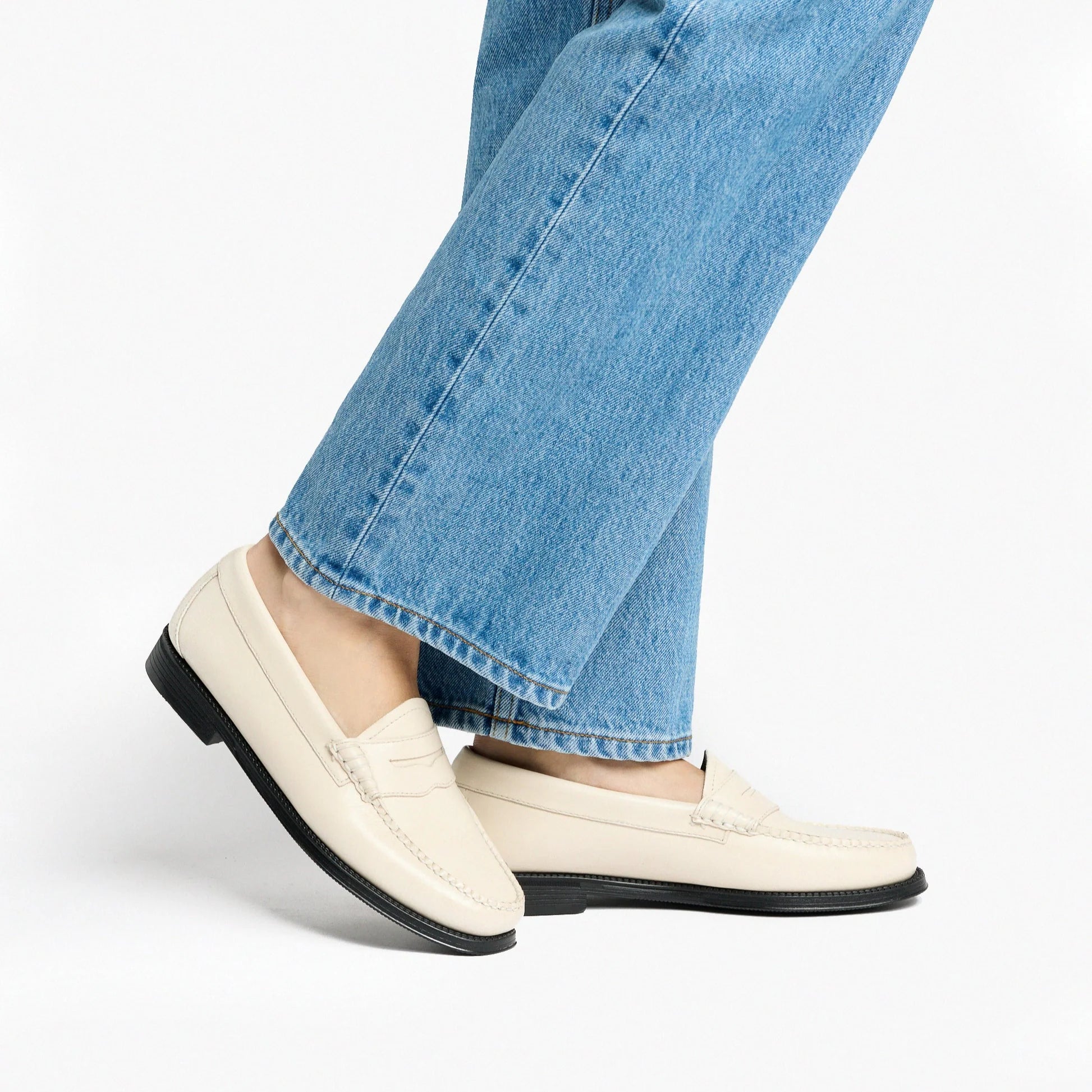 GH BASS Whitney Easy Weejuns Loafer in Beige BAX3W018 | Shop from eightywingold an official brand partner for GH Bass Canada and US.