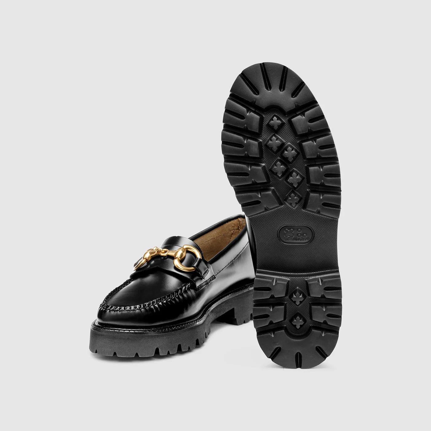 GH BASS Lianna Super Bit Super Lug Weejuns Loafer in Black BAX4W931 | Shop from eightywingold an official brand partner for GH Bass Canada and US.