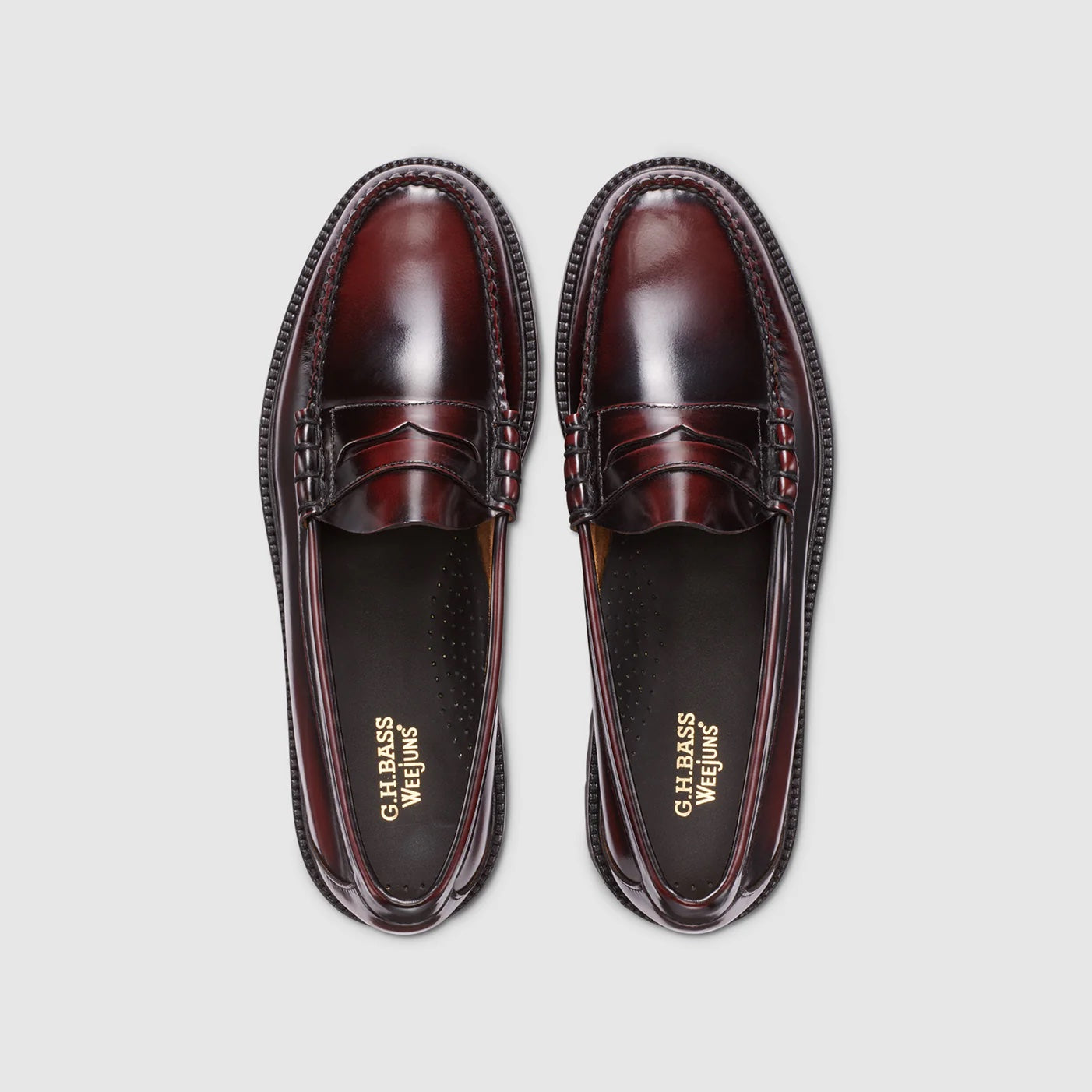 GH BASS Larson Lug Brush Off Weejuns Loafer in Wine BAZ4W477 | Shop from eightywingold an official brand partner for GH Bass Canada and US.