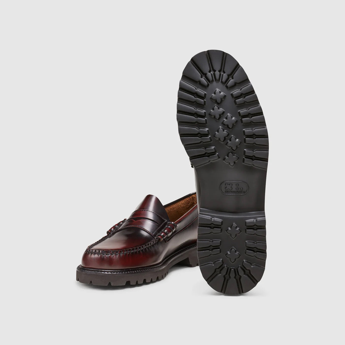 GH BASS Larson Lug Brush Off Weejuns Loafer in Wine