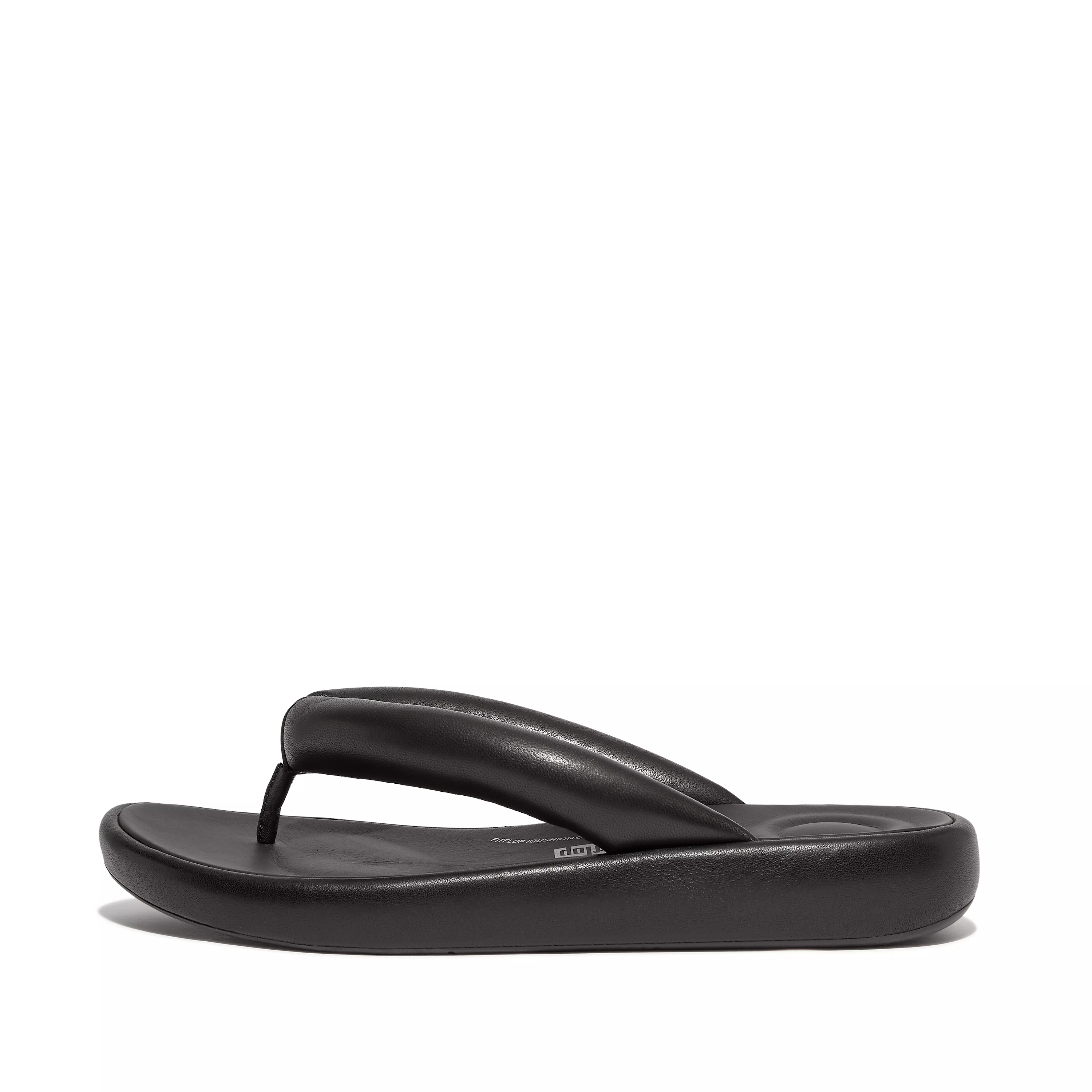 FITFLOP Iqushion D-Luxe Padded Leather Flip-Flops in Black HF5 | Shop from eightywingold an official brand partner for Fitflop Canada and US.