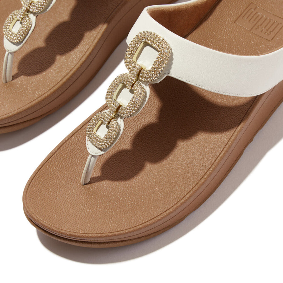 FitFlop HX2 194 Urban White ergonomic women’s sandals with soft leather, crystal chain detail, and Microwobbleboard™ cushioning – available in Canada.