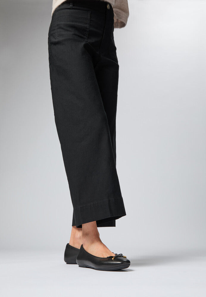 DELICATO Bow Soft Leather Ballerinas