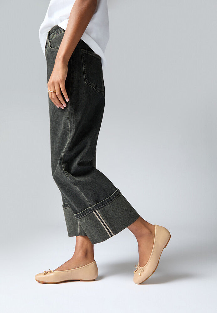 DELICATO Bow Soft Leather Ballerinas