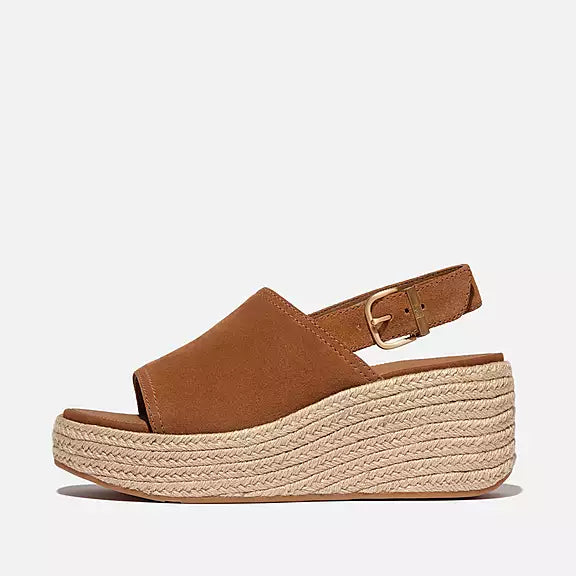 Side view of Deep Tan FITFLOP sandals in Canada with brushed-metal buckle and contoured leather footbed