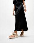 Lulu Flower Toe-Post Sandals