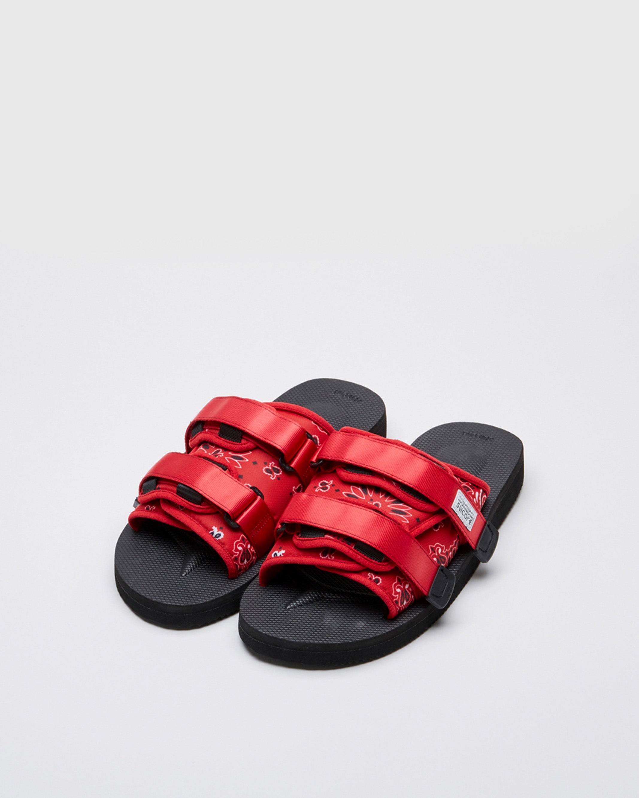 SUICOKE MOTO-Cab-PT02 slides with red nylon upper, black midsole and sole, straps and logo patch. From Spring/Summer 2022 collection on SUICOKE Official US & Canada Webstore.