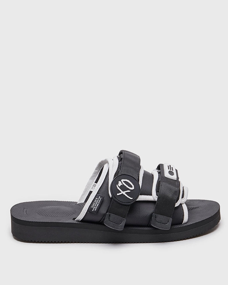 SUICOKE XO Edition MOTO-Cab SANDALS - Black. From Spring/Summer 2023 collection on SUICOKE Official US & Canada Webstore.