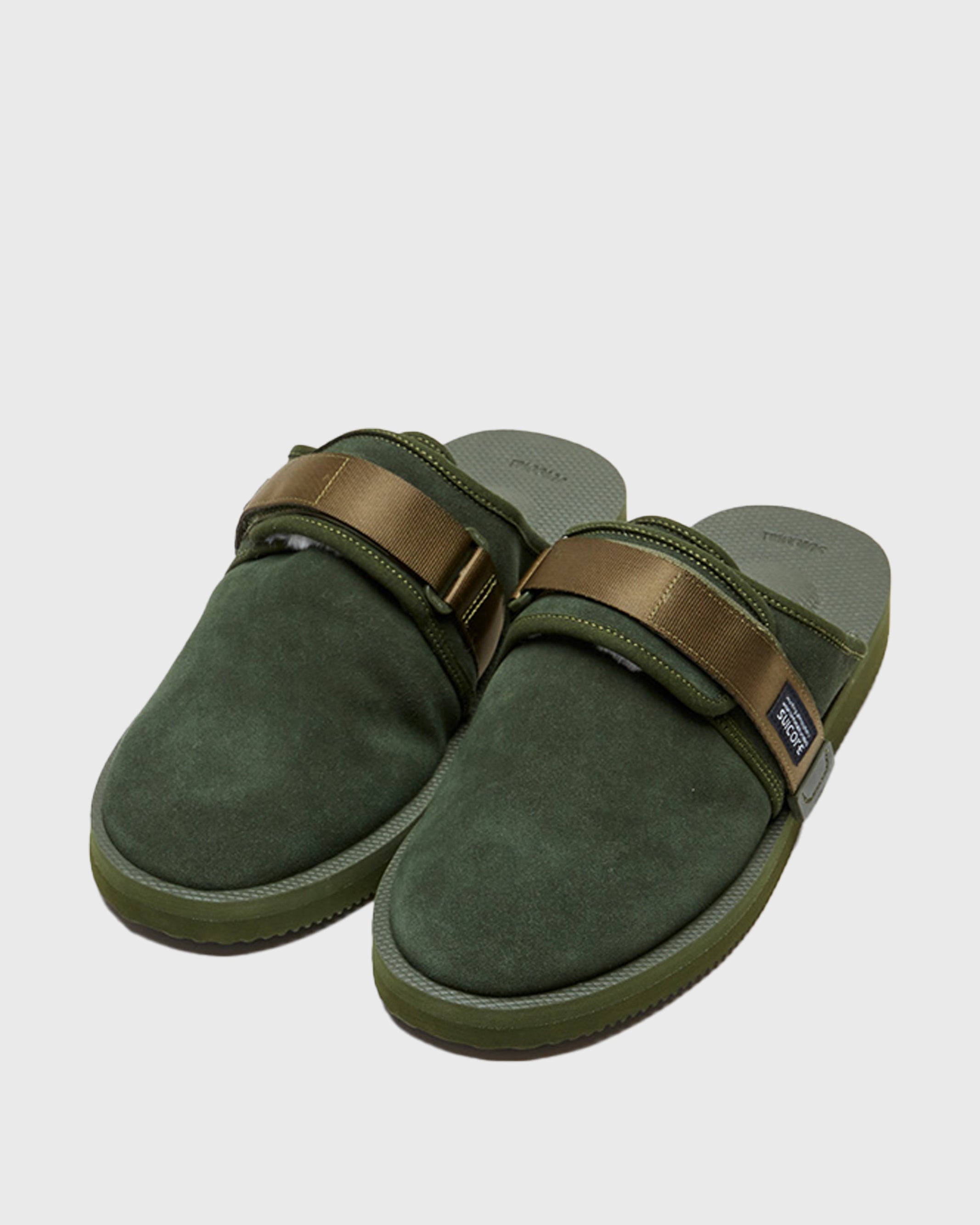 SUICOKE ZAVO-Mab in Olive OG-072MAB | Shop from eightywingold an official brand partner for SUICOKE Canada and US.