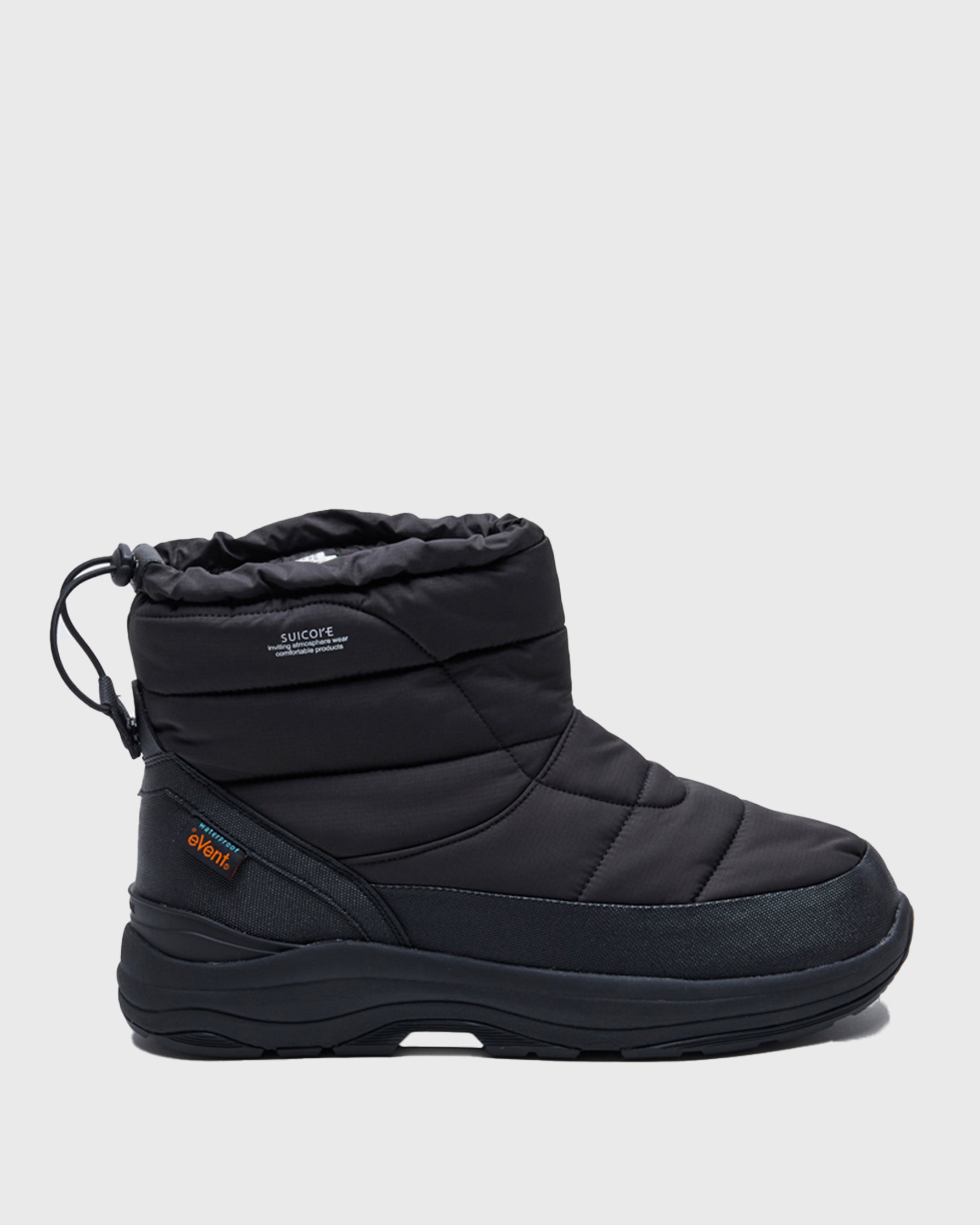 SUICOKE BOWER-evab low top ankle boots with black nylon upper and running sole with adjustable toggle cord closure. From Fall/Winter 2021 collection on SUICOKE Official US & Canada Webstore.