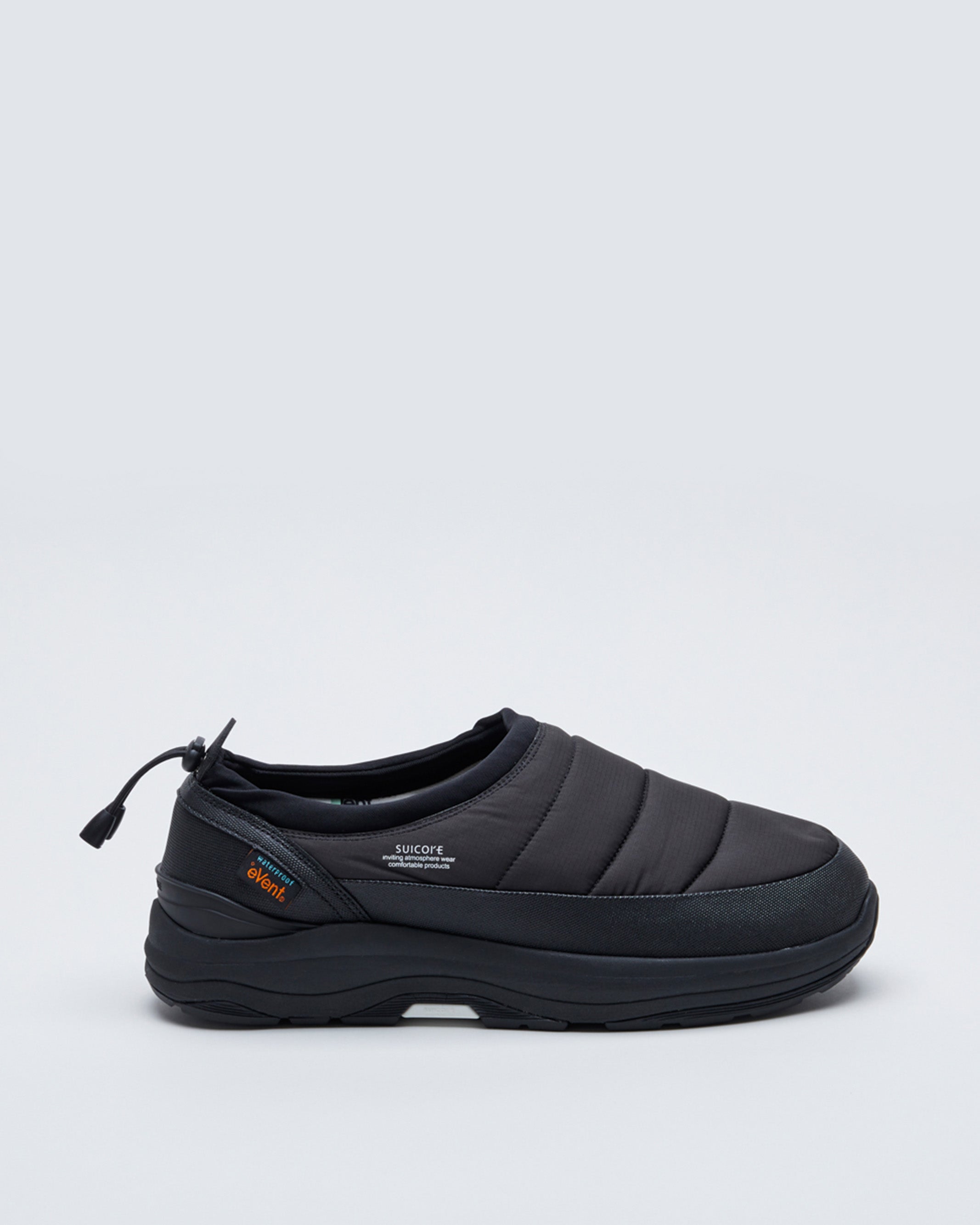 SUICOKE PEPPER-evab low top ankle boots with black nylon upper and running sole with adjustable toggle cord closure. From Fall/Winter 2021 collection on SUICOKE Official US & Canada Webstore.