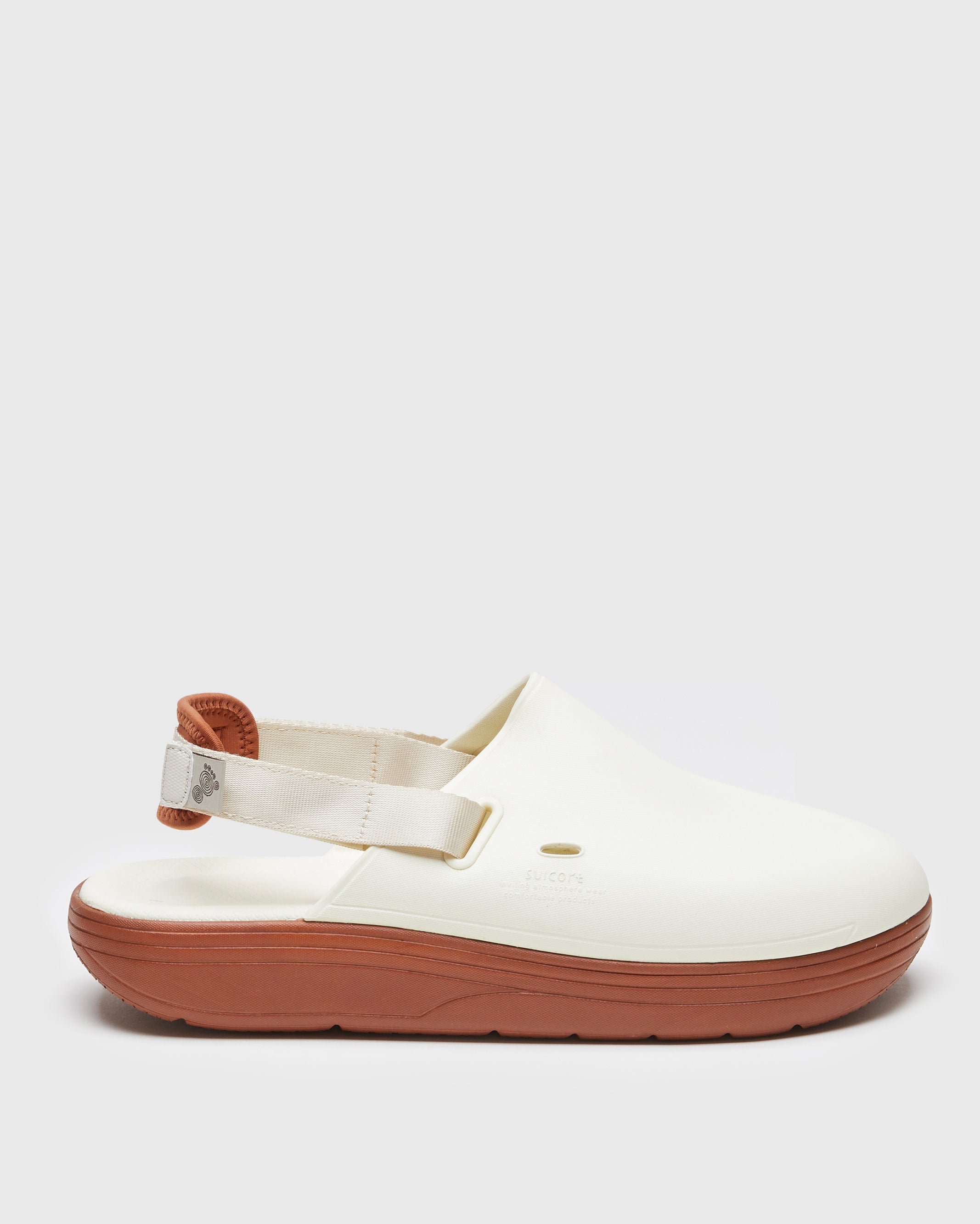 SUICOKE CAPPO slides with off-white rubber upper, off-white rubber midsole and sole, off white nylon strap and logo patch. From Spring/Summer 2023 collection on SUICOKE Official US & Canada Webstore. OG-INJ-03 OFF WHITE