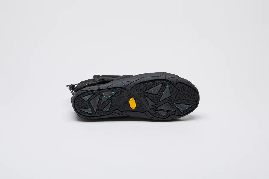 SUICOKE Furoshiki FUTON-HI Women‚Äö√Ñ√¥s low top ankle boots with black upper and Arctic Grip sole. From Fall/Winter 2023 collection on SUICOKE Official US & Canada Webstore. S22WFH BLACK