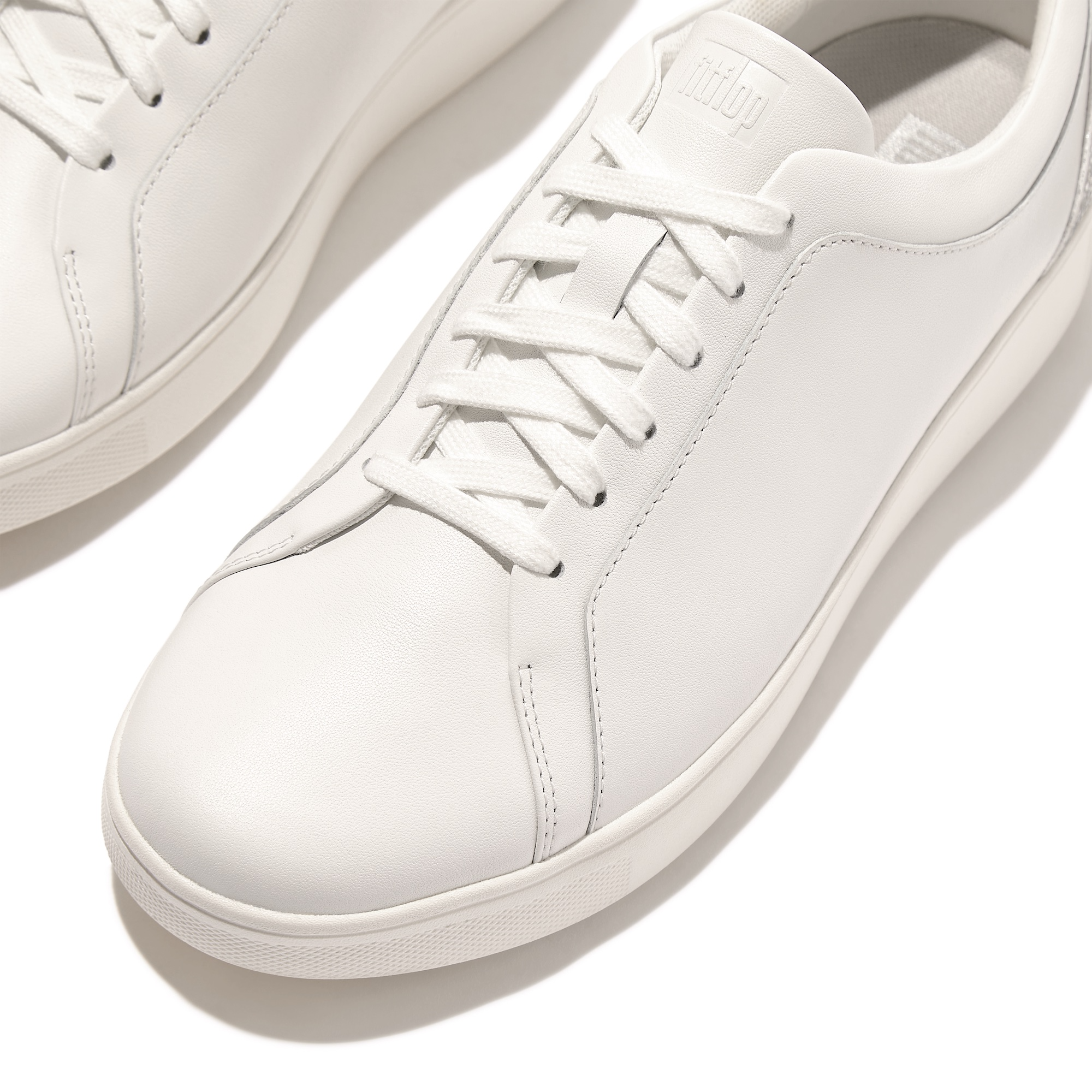 FITFLOP Rally Crystal-Backtab Leather Trainers in White HY8 | Shop from eightywingold an official brand partner for Fitflop Canada and US.