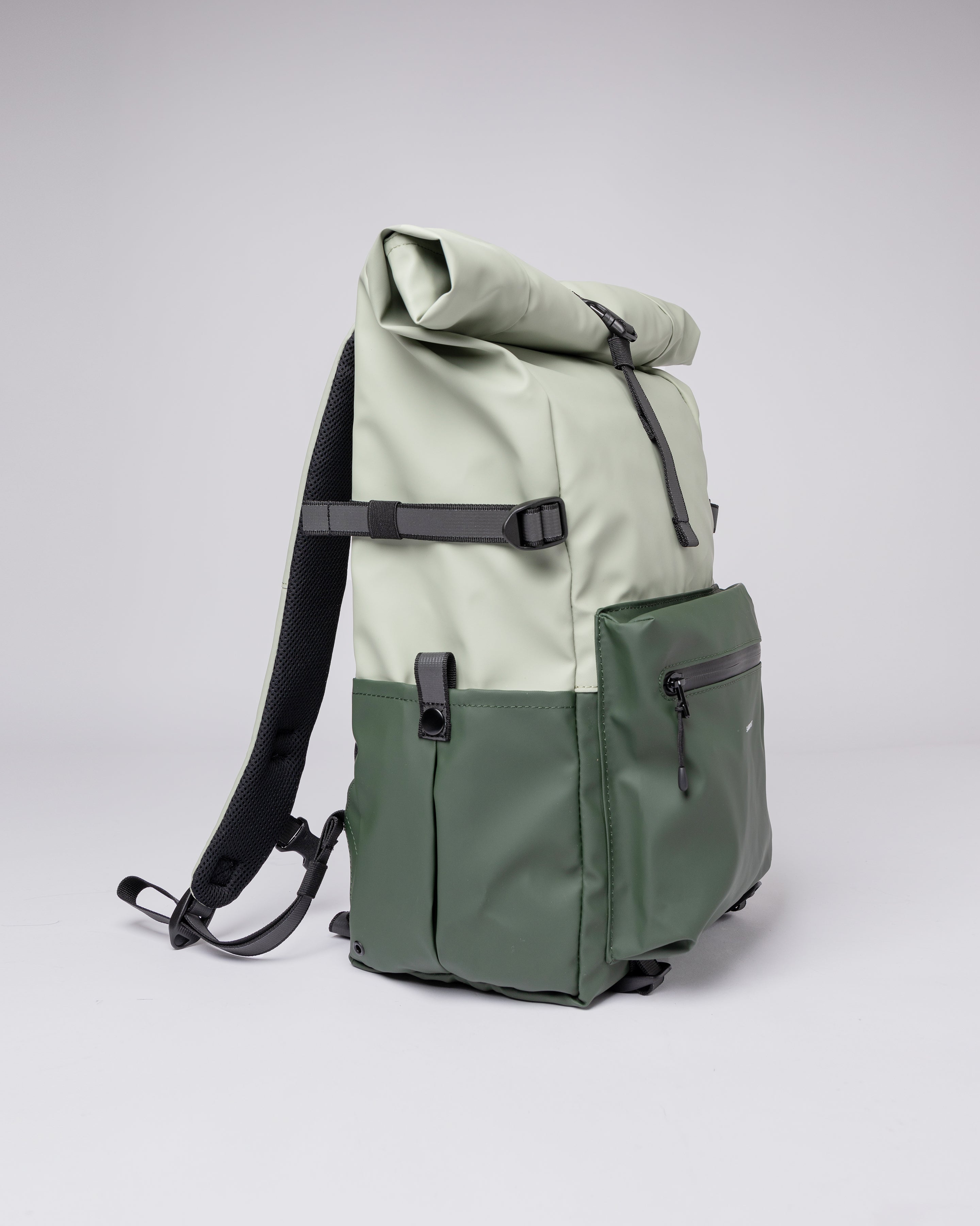 Sandqvist Ruben 2.0 Backpack in Green SQA2188 | Shop from eightywingold an official brand partner for Sandqvist Canada and US.