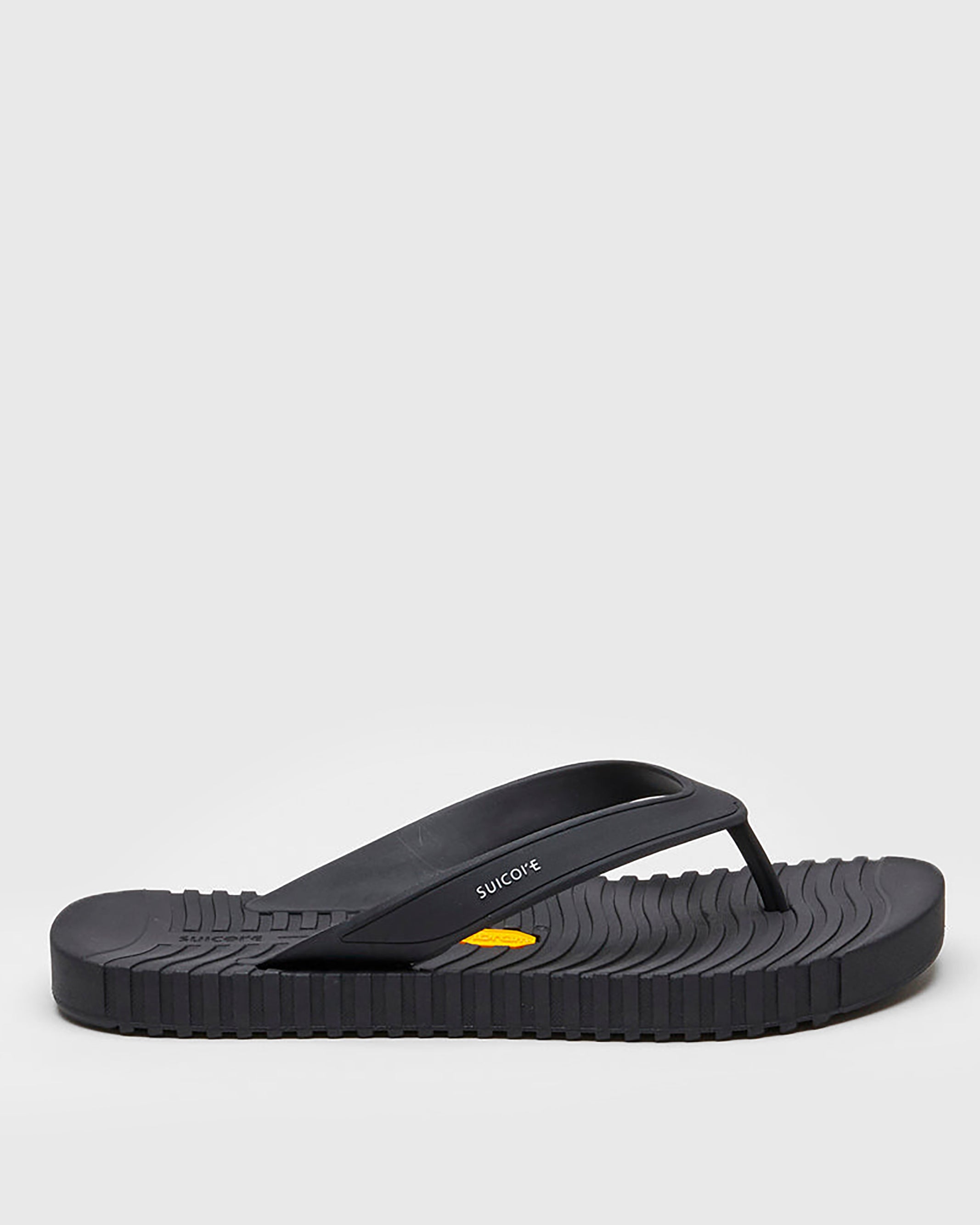 SUICOKE VON SLIDES - Black. From Spring/Summer 2023 collection on SUICOKE Official US & Canada Webstore.