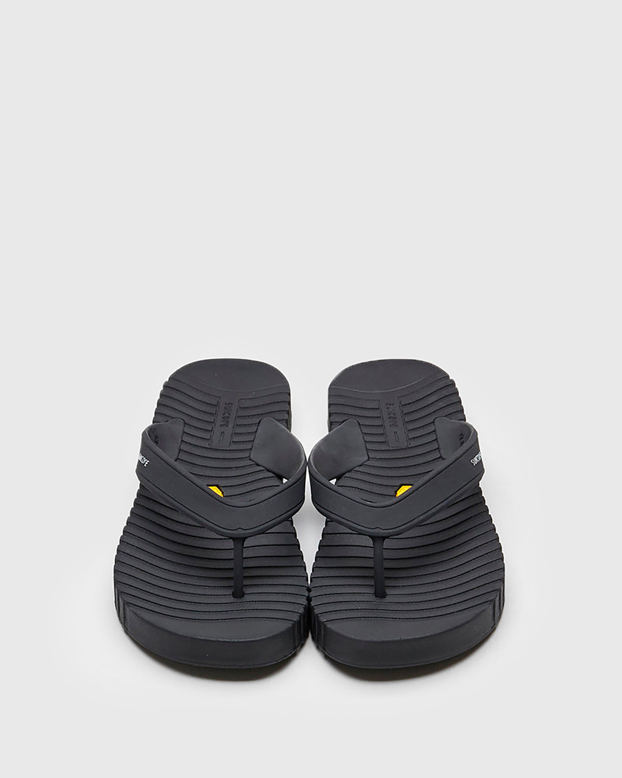 SUICOKE VON SLIDES - Black. From Spring/Summer 2023 collection on SUICOKE Official US & Canada Webstore.