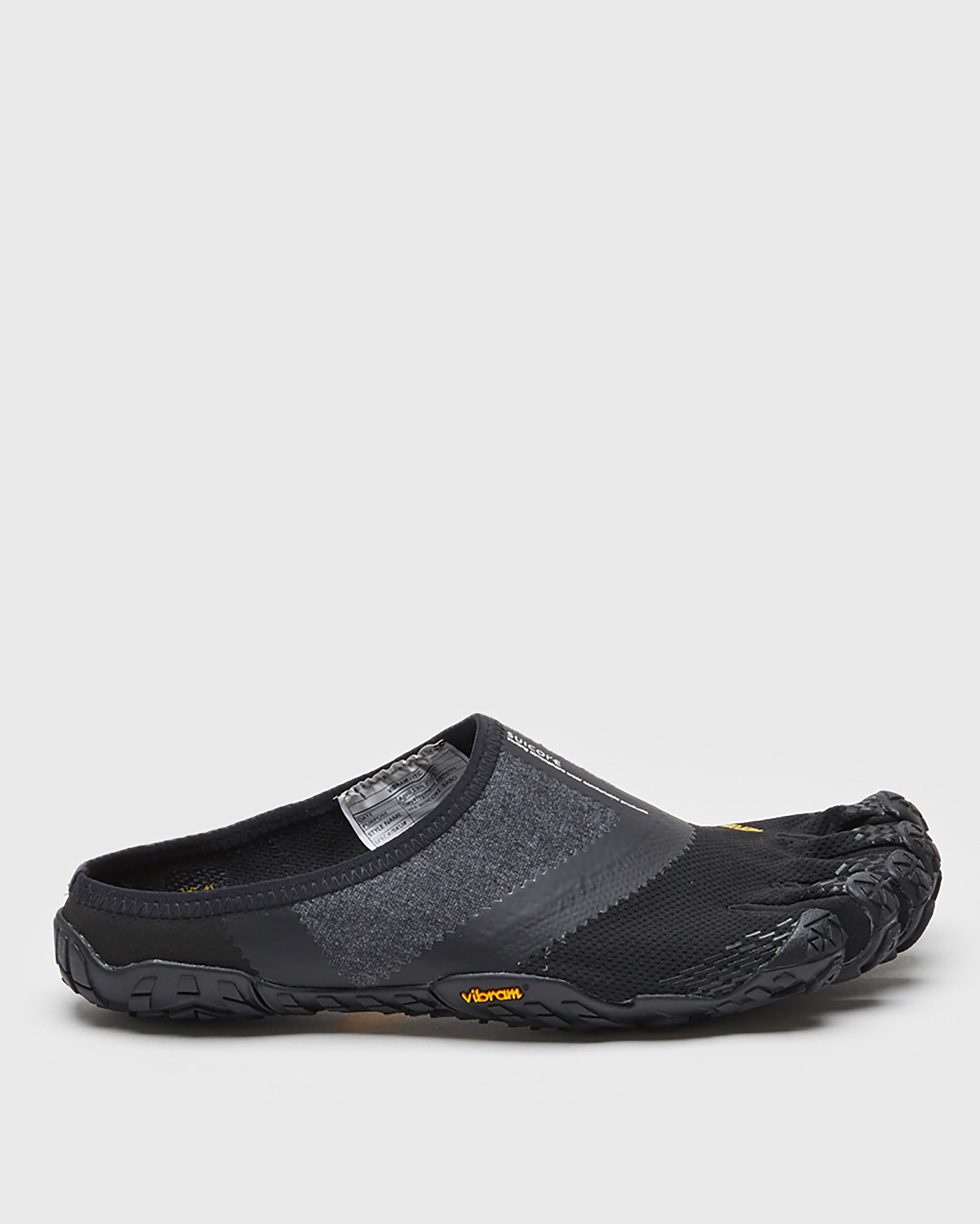 SUICOKE NIN-SABO shoes with black poly hemp upper, black Vibram MegaGrip sole. From Spring/Summer 2022 collection on SUICOKE Official US & Canada Webstore.