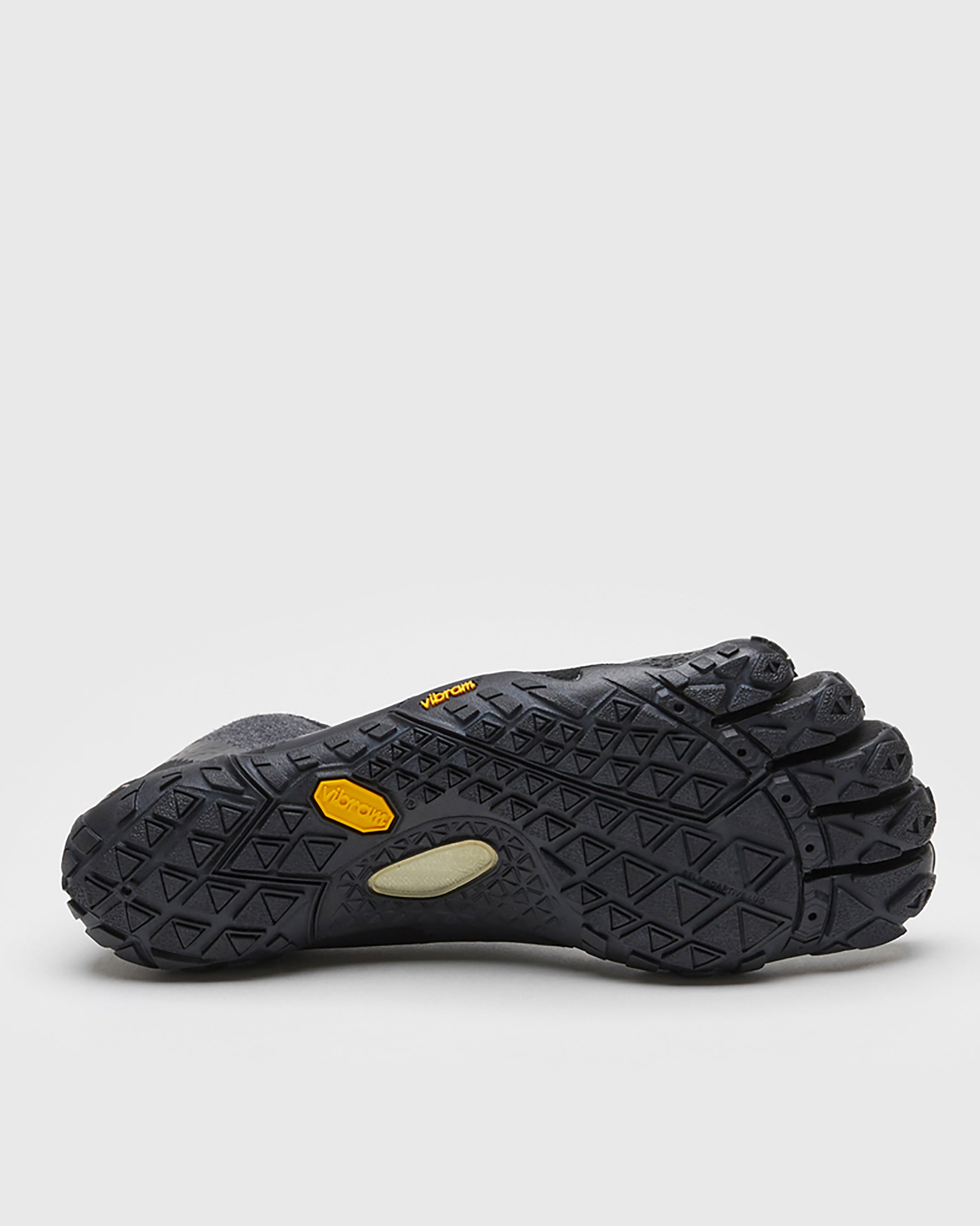 SUICOKE NIN-SABO shoes with black poly hemp upper, black Vibram MegaGrip sole. From Spring/Summer 2022 collection on SUICOKE Official US & Canada Webstore.