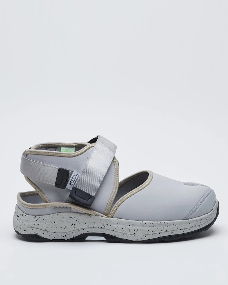 SUICOKE UNBITA-ab split toe shoe with gray nylon closed toe upper and ankle covering with gray straps and logo tag and gray running sole with black speckles. From Fall/Winter 2021 collection on SUICOKE Official US & Canada Webstore.