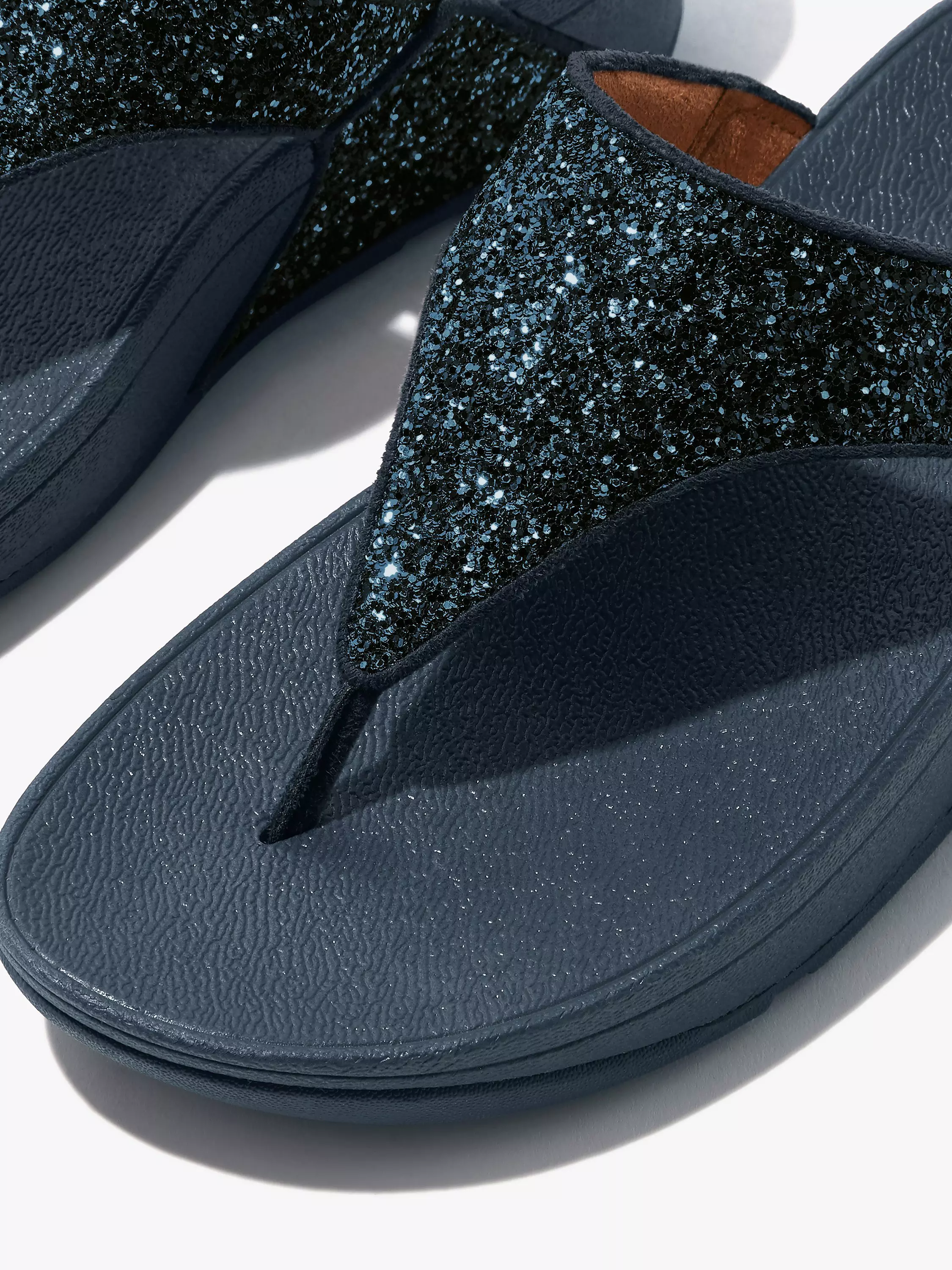 FITFLOP Lulu Glitter Toe-Thongs in Navy X03 | Shop from eightywingold an official brand partner for Fitflop Canada and US.