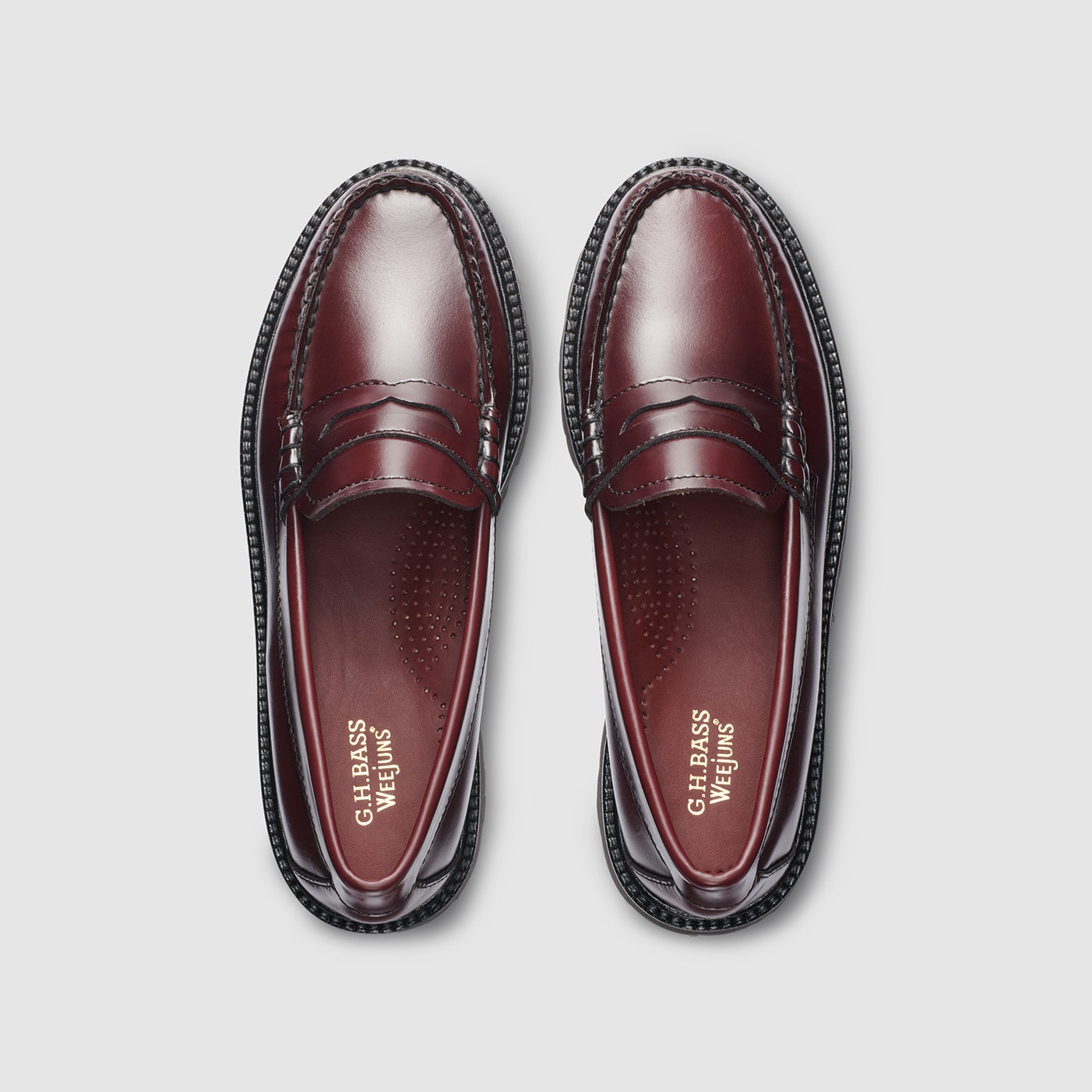 G.H Bass Whitney Super Lug Weejuns Loafer in Wine BAX1W010 | Shop from eightywingold an official brand partner for G.H. Bass in Canada and US.