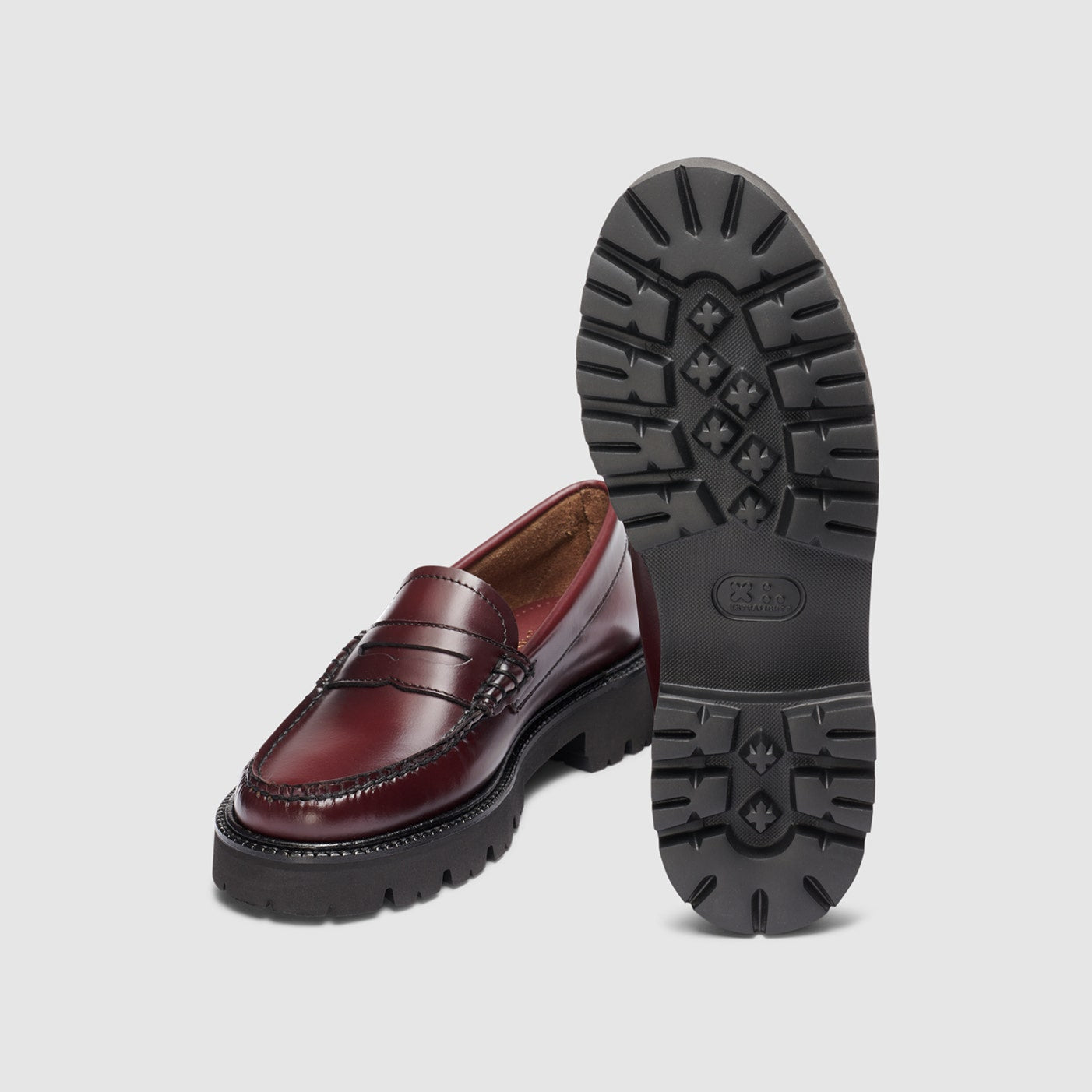 G.H Bass Whitney Super Lug Weejuns Loafer in Wine BAX1W010 | Shop from eightywingold an official brand partner for G.H. Bass in Canada and US.
