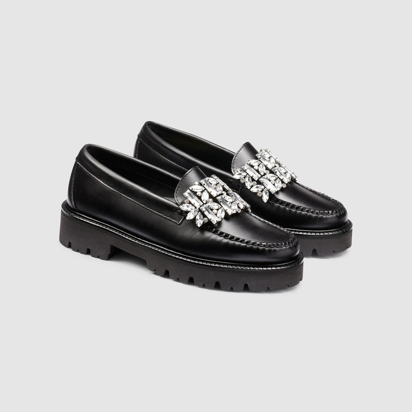 G.H Bass Whitney Crystal Super Lug Weejuns Loafer in Black BAX3W033 | Shop from eightywingold an official brand partner for G.H. Bass in Canada and US.
