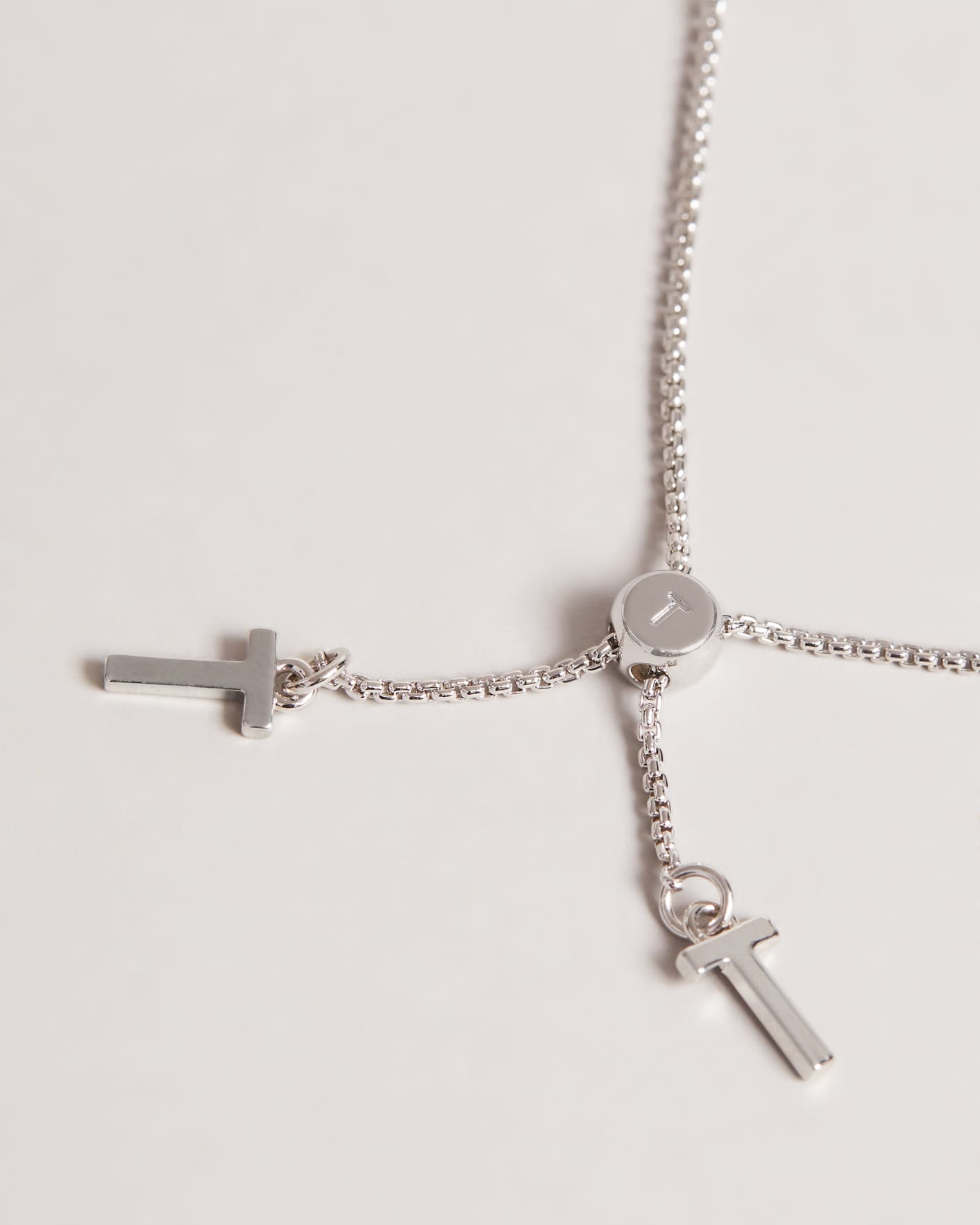 Melrah Icon Bracelet in Silver