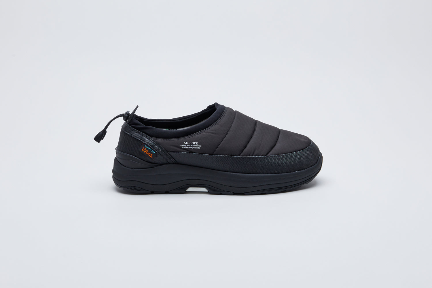 SUICOKE PEPPER-evab low top ankle boots with black nylon upper and running sole with adjustable toggle cord closure. From Fall/Winter 2021 collection on SUICOKE Official US &amp; Canada Webstore.
