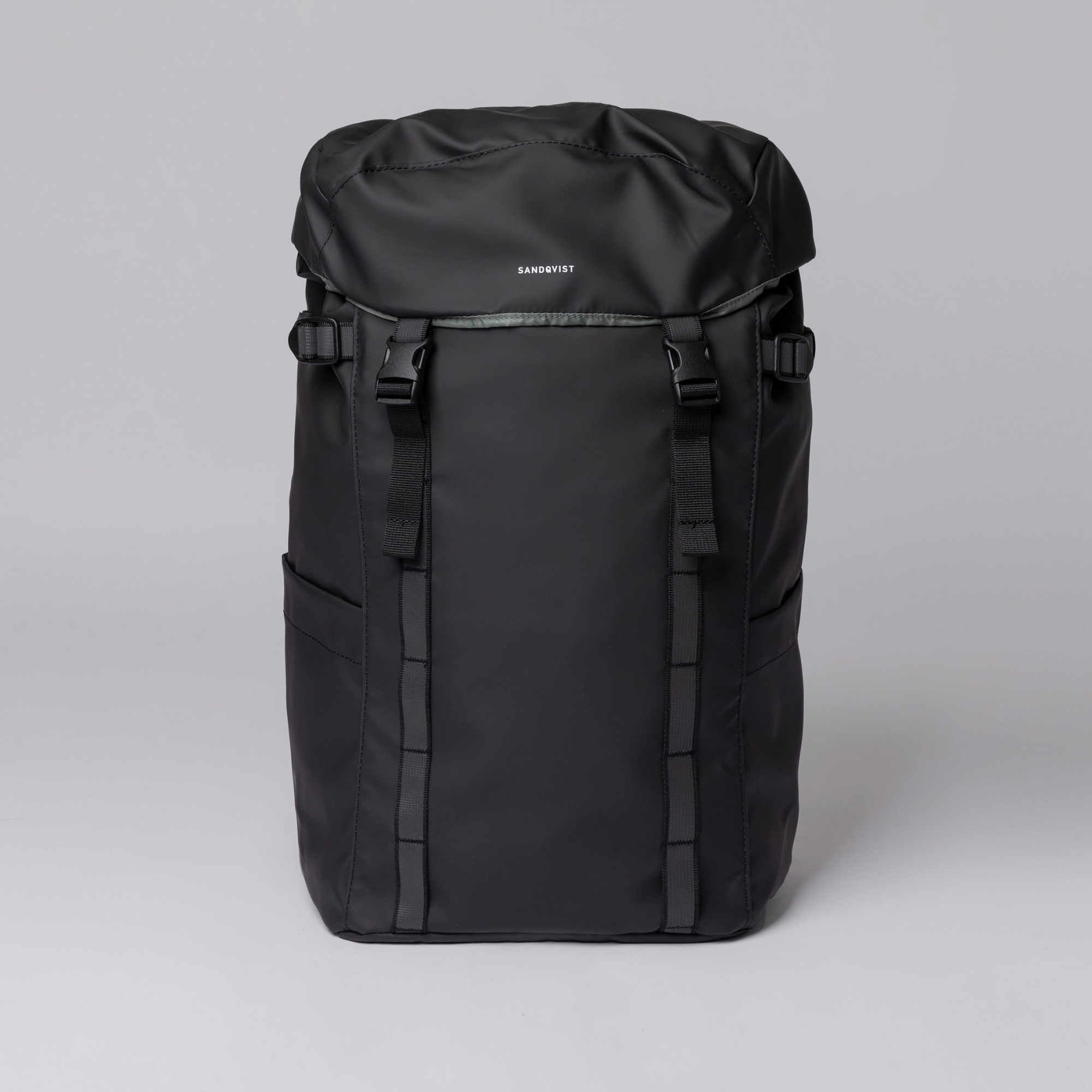 Sandqvist Jonatan Backpack in Black SQA2067| Shop from eightywingold an official brand partner for Sandqvist Canada and US. 