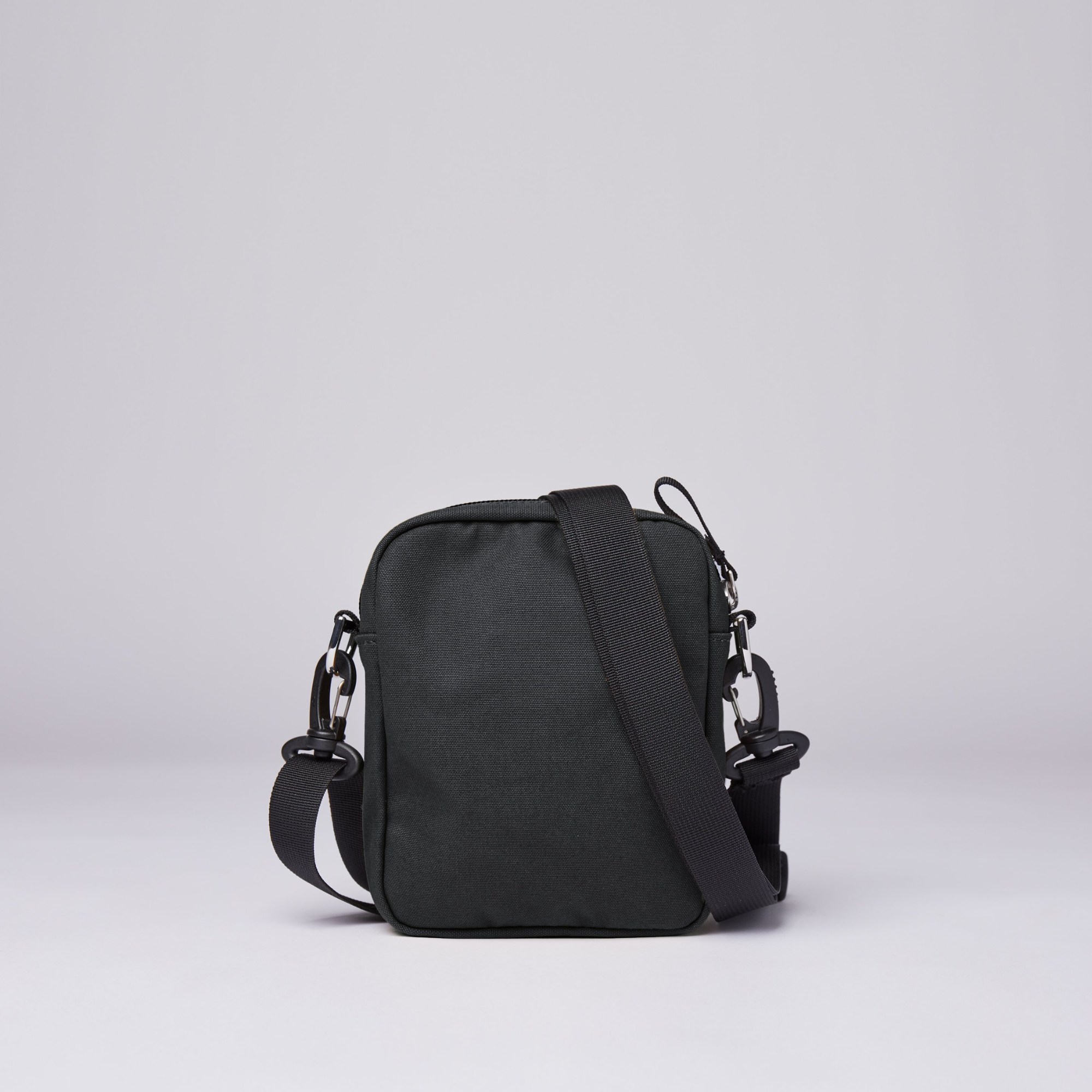 Sandqvist Sixten Vegan Crossbody Bag in Black SQA2270| Shop from eightywingold an official brand partner for Sandqvist Canada and US. 