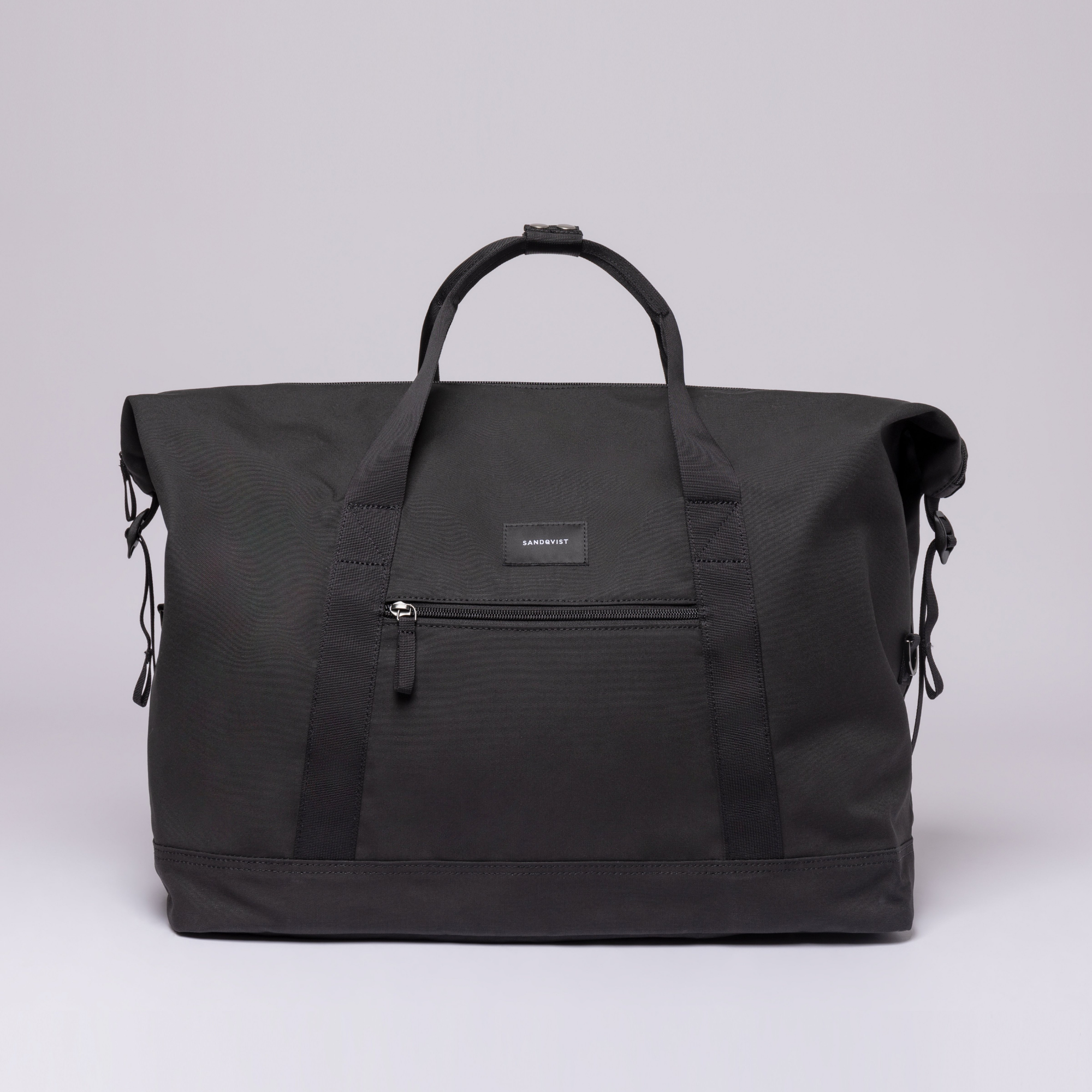 Sandqvist Sture Weekend Bag in Black SQA2290 | Shop from eightywingold an official brand partner for Sandqvist Canada and US. 