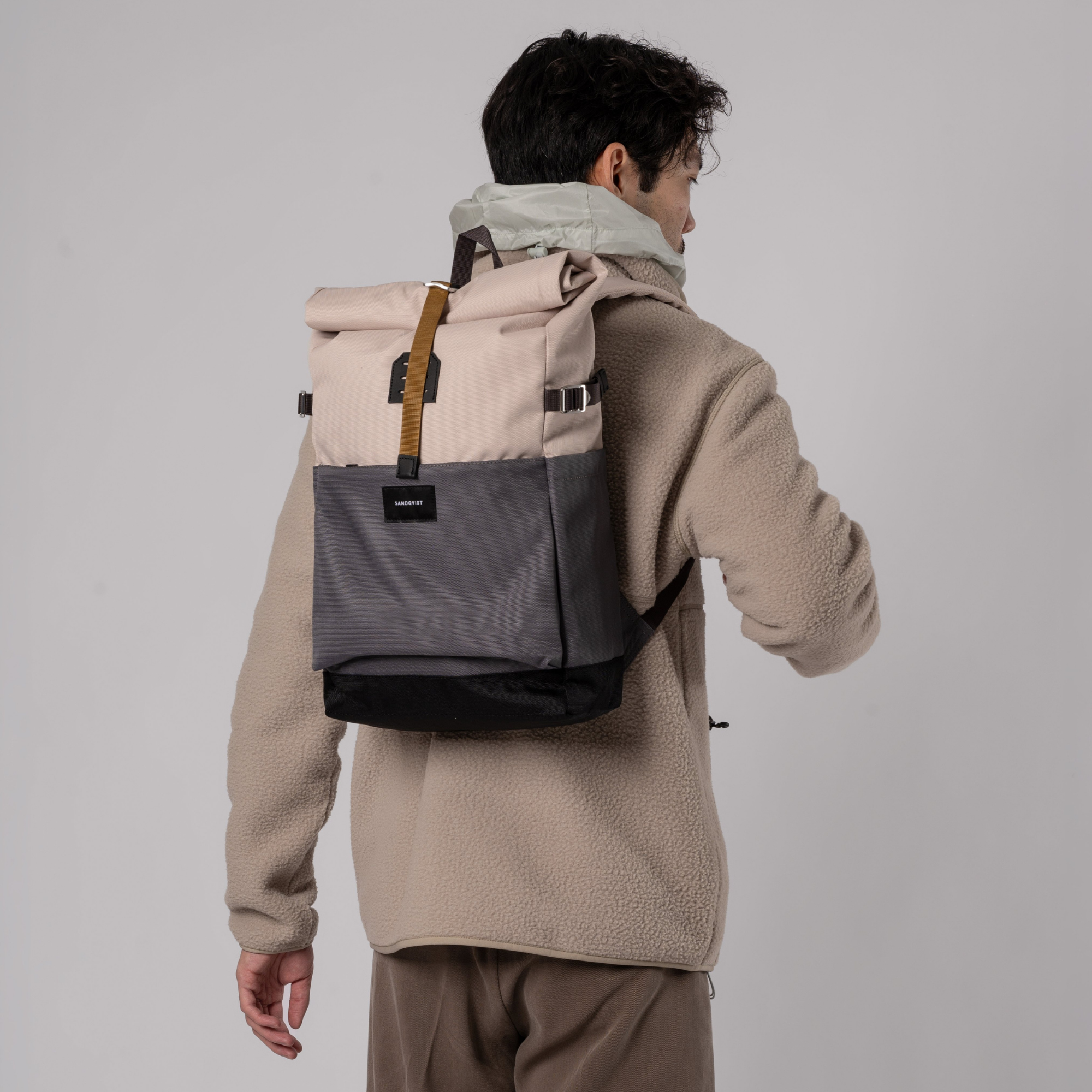 Sandqvist Ilon Backpack in Stone SQA2333| Shop from eightywingold an official brand partner for Sandqvist Canada and US. 