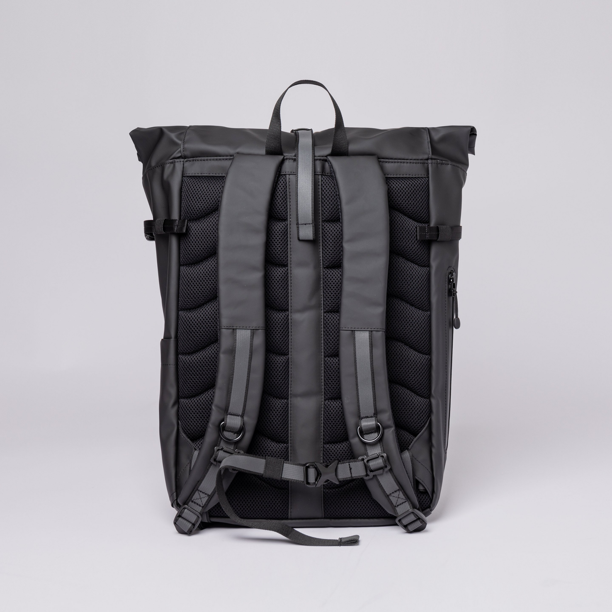 Sandqvist Arnold Backpack in Black SQA2343| Shop from eightywingold an official brand partner for Sandqvist Canada and US. 