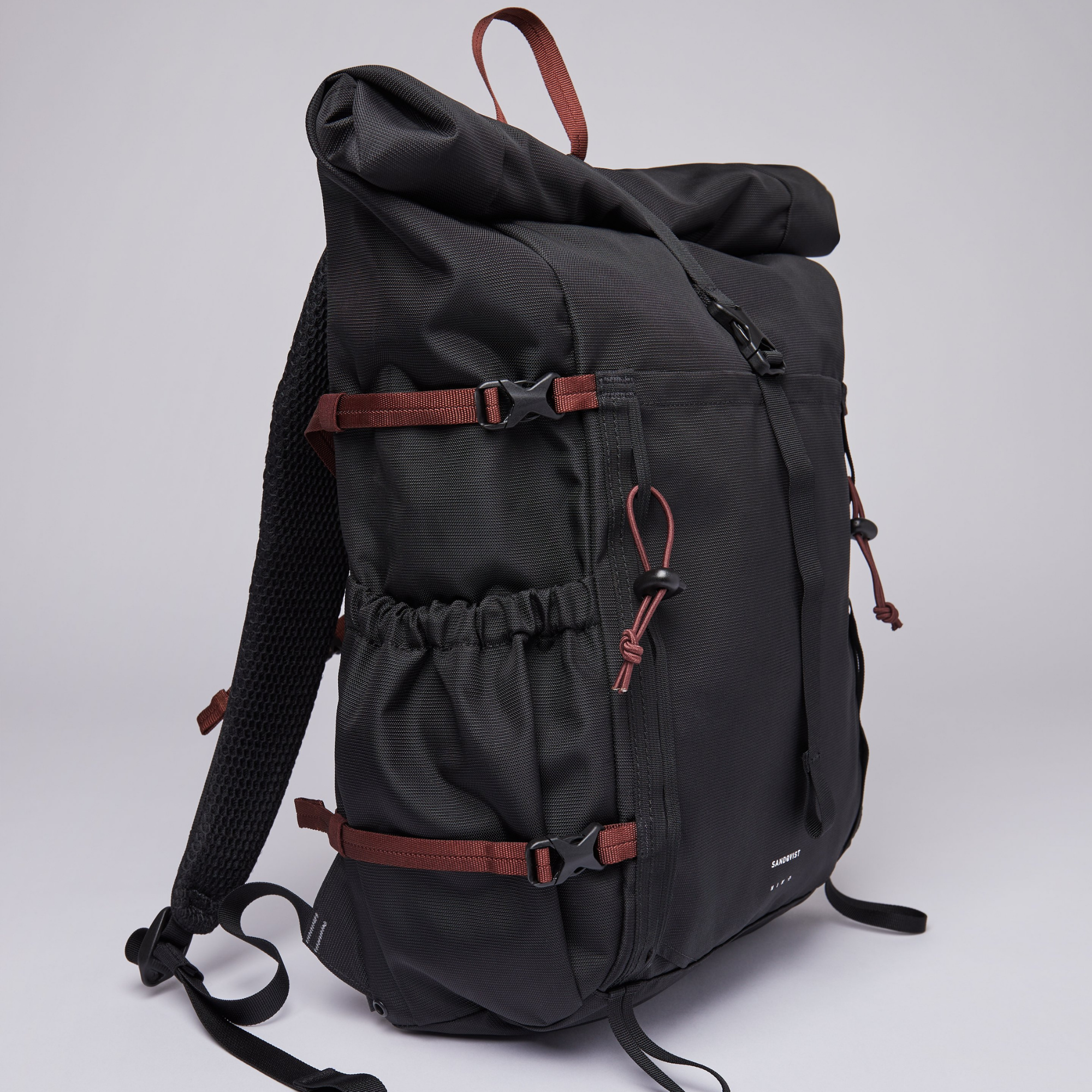 Sandqvist Forest Hike Backpack in Black SQA6003| Shop from eightywingold an official brand partner for Sandqvist Canada and US. 