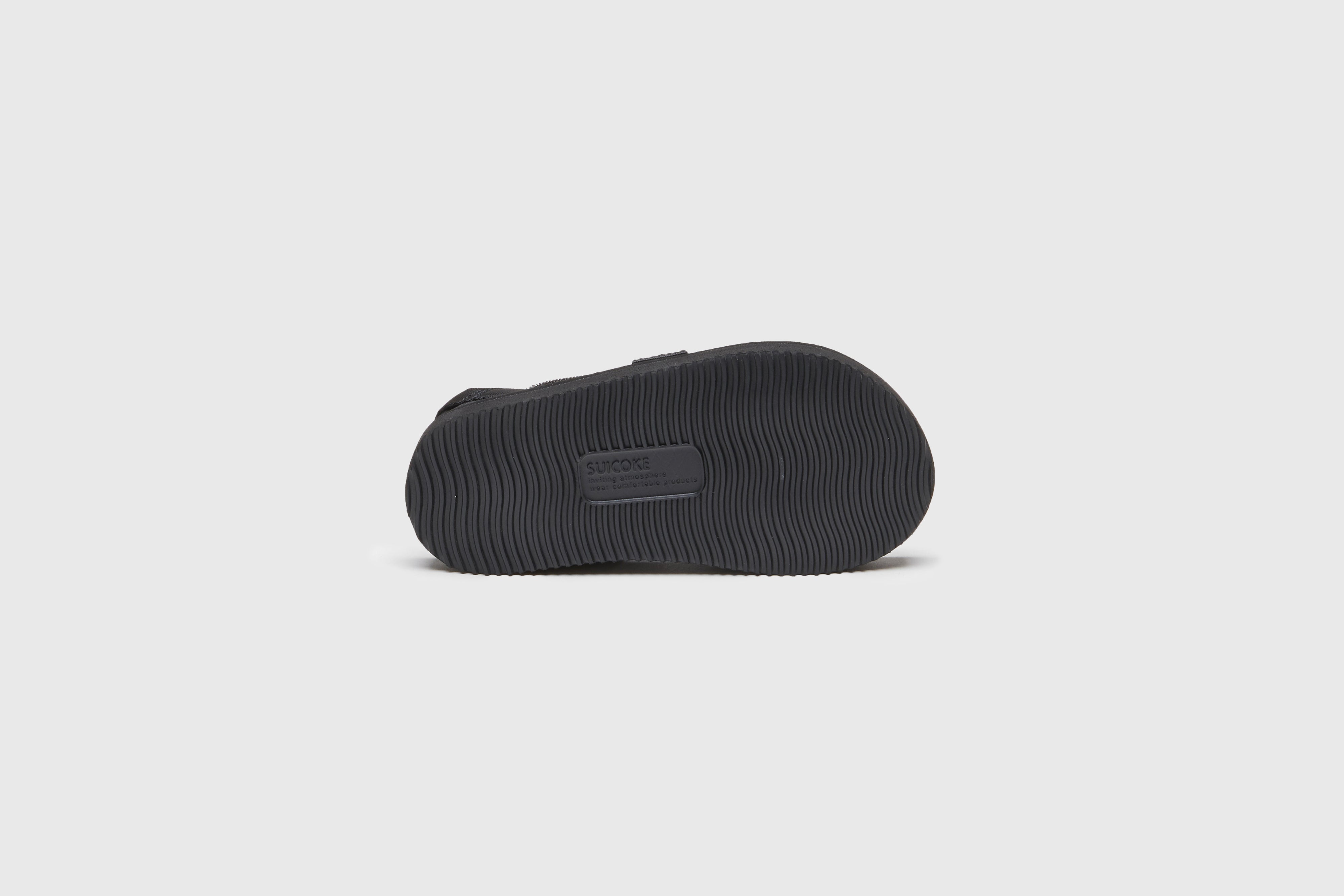 SUICOKE MOTO-2kids-PT05 slides with navy &amp; gray nylon upper, navy &amp; gray midsole and sole, strap and logo patch. From Spring/Summer 2023 collection on eightywingold Web Store, an official partner of SUICOKE. OG-056-2KIDS-PT05 NAVY X GRAY
