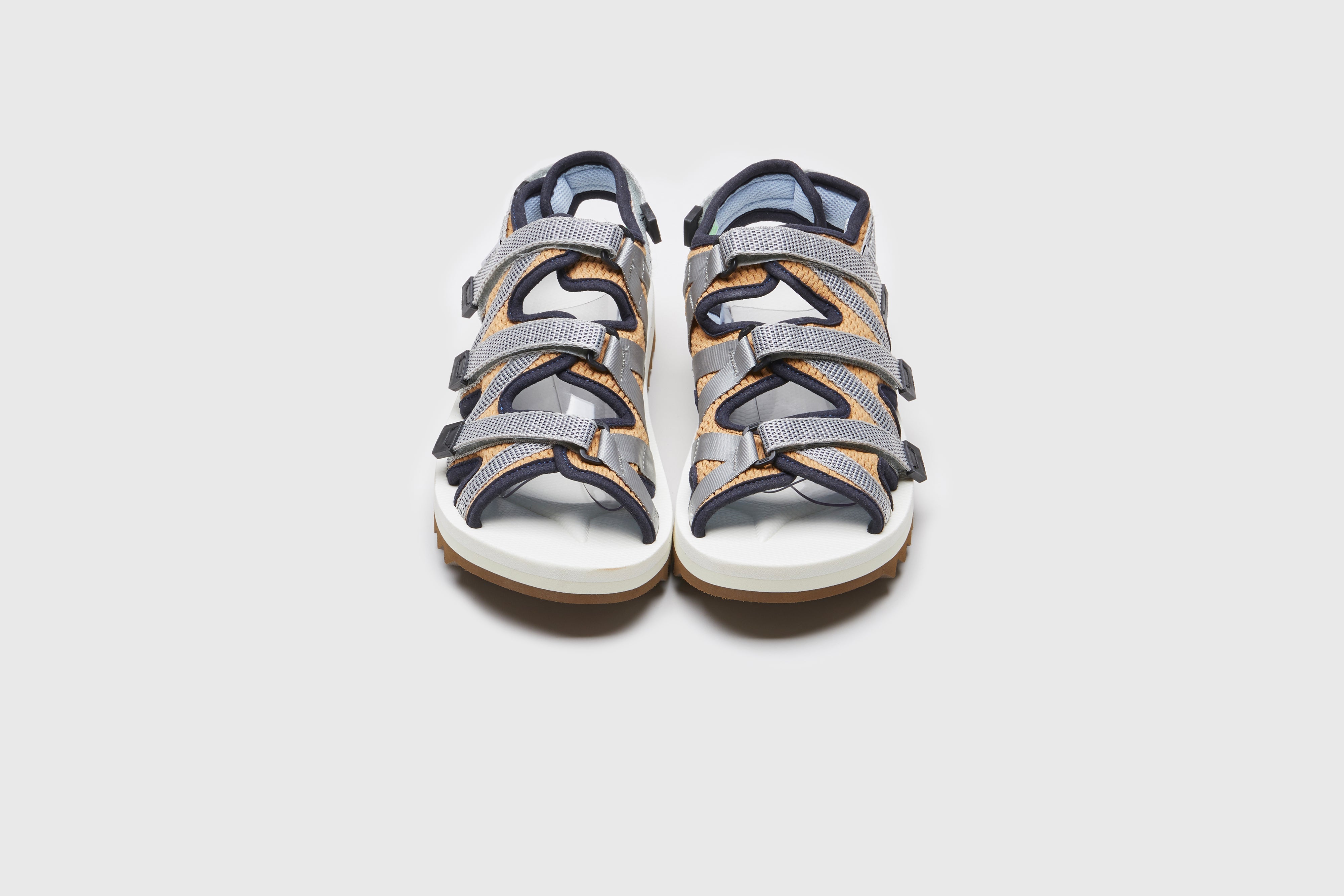 SUICOKE ZIP-ab sandals with navy & white nylon upper, navy & white midsole and sole, strap and logo patch. From Spring/Summer 2023 collection on eightywingold Web Store, an official partner of SUICOKE. OG-229AB NAVY X WHITE